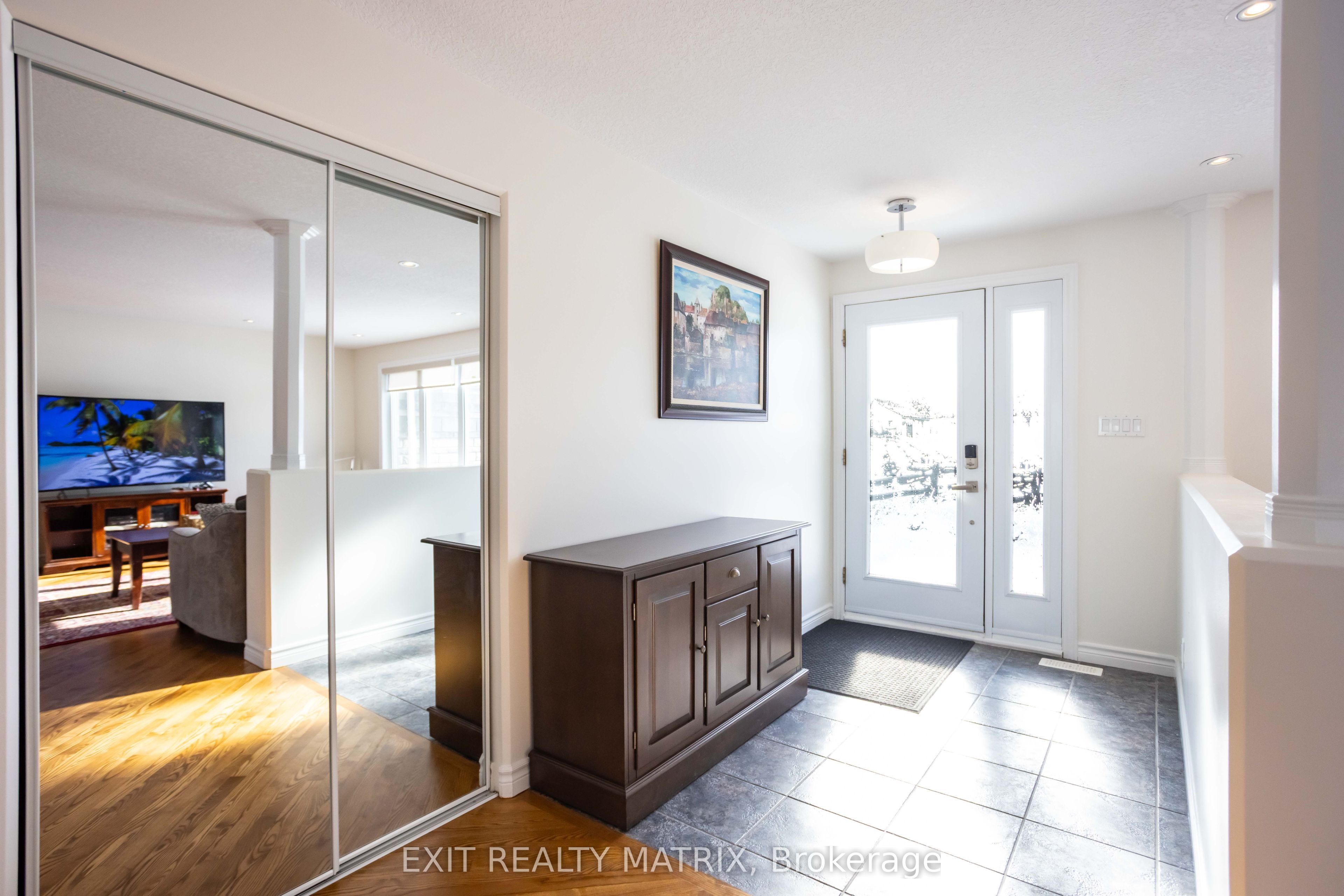 2127 Kingsley Street, Clarence-Rockland, ON K0A 1E0 photo 4
