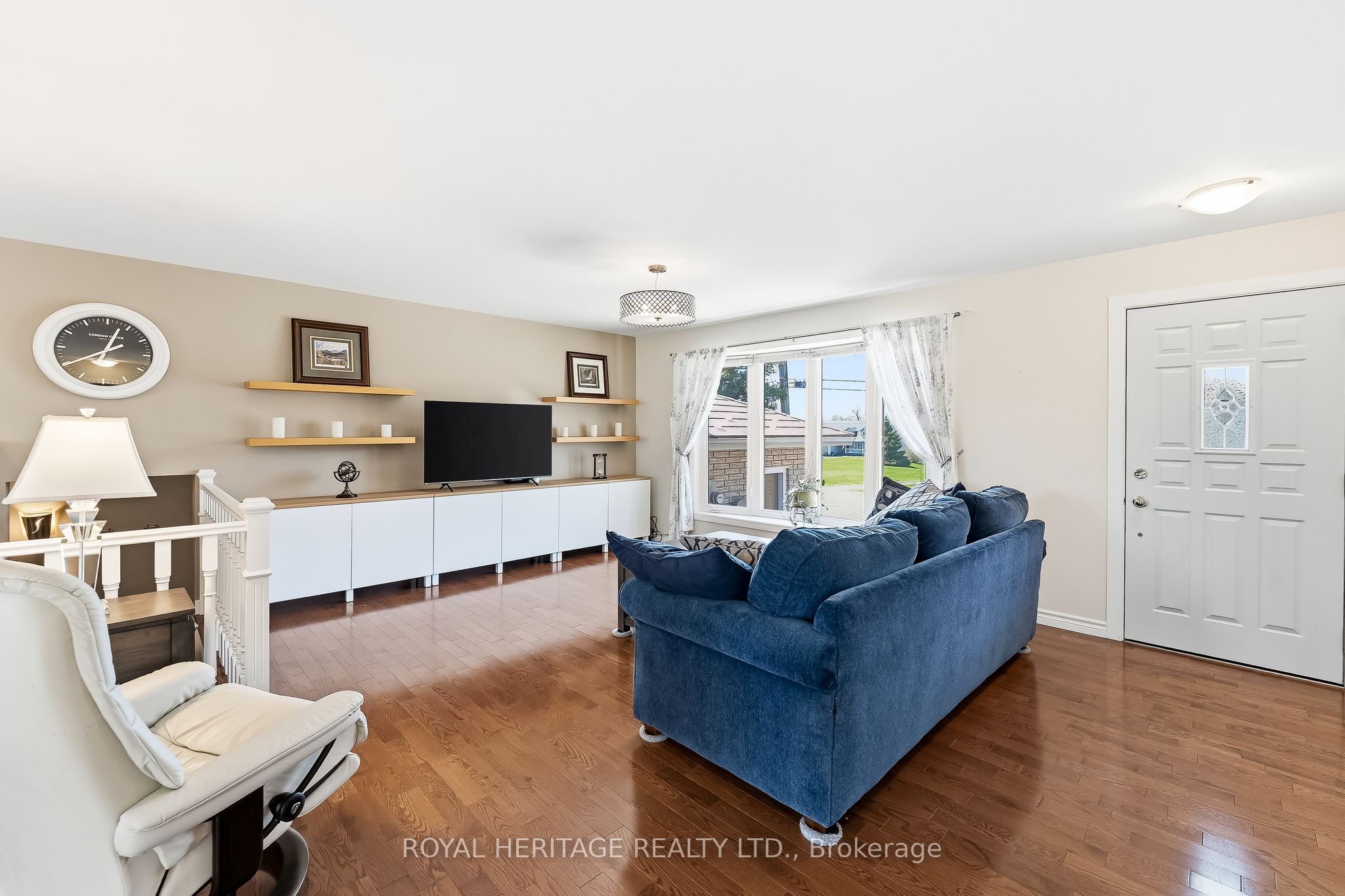 2434 Wallbridge Loyalist Road, Quinte West, ON K0K 2B0 photo 4