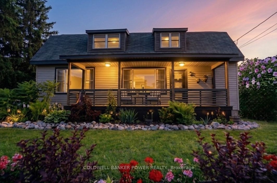 32 Ann Street, Lambton Shores, ON N0M 1B0