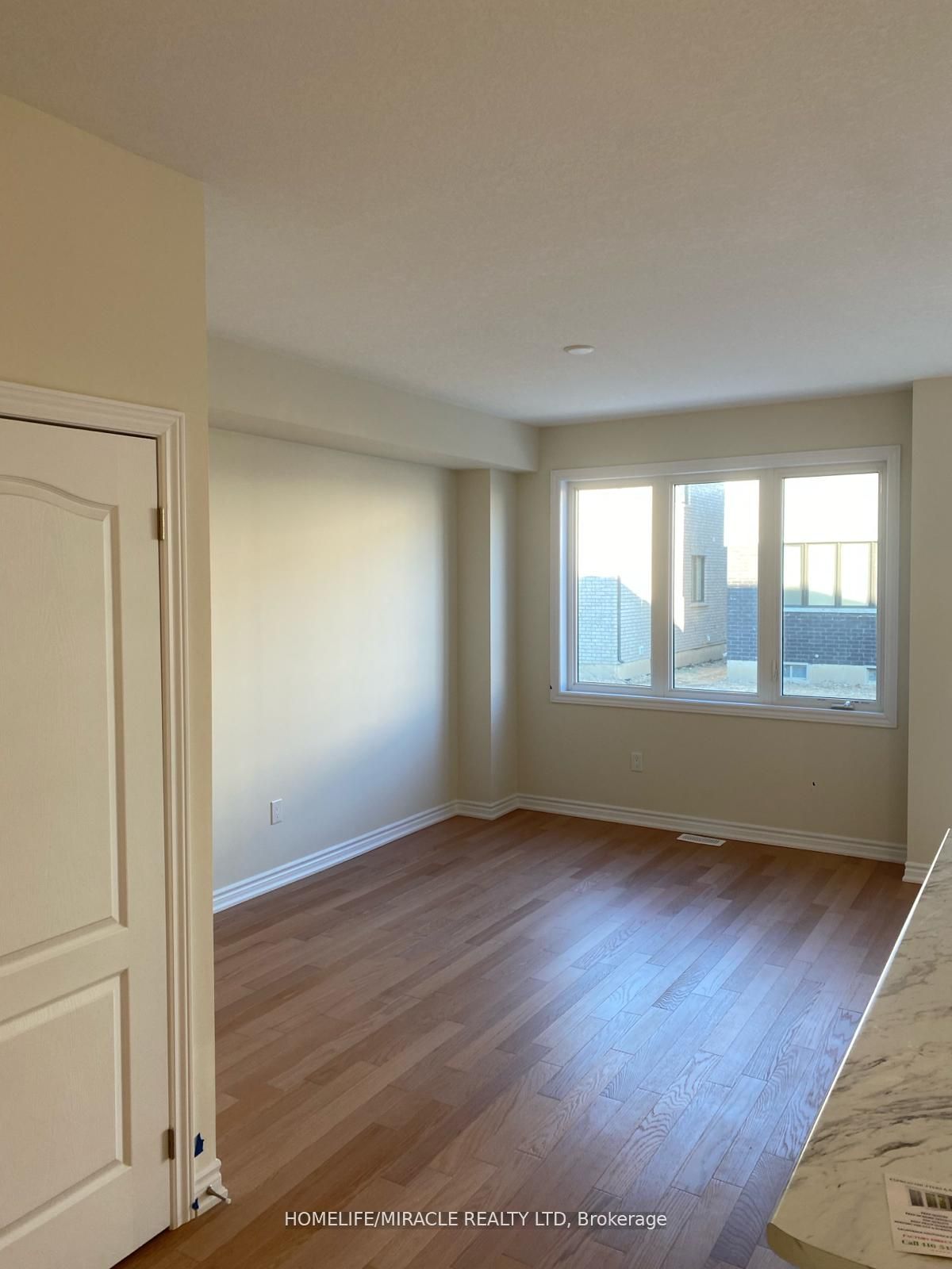 56 Sun Haven Lane, Thorold, ON L2V 0K7 photo 5