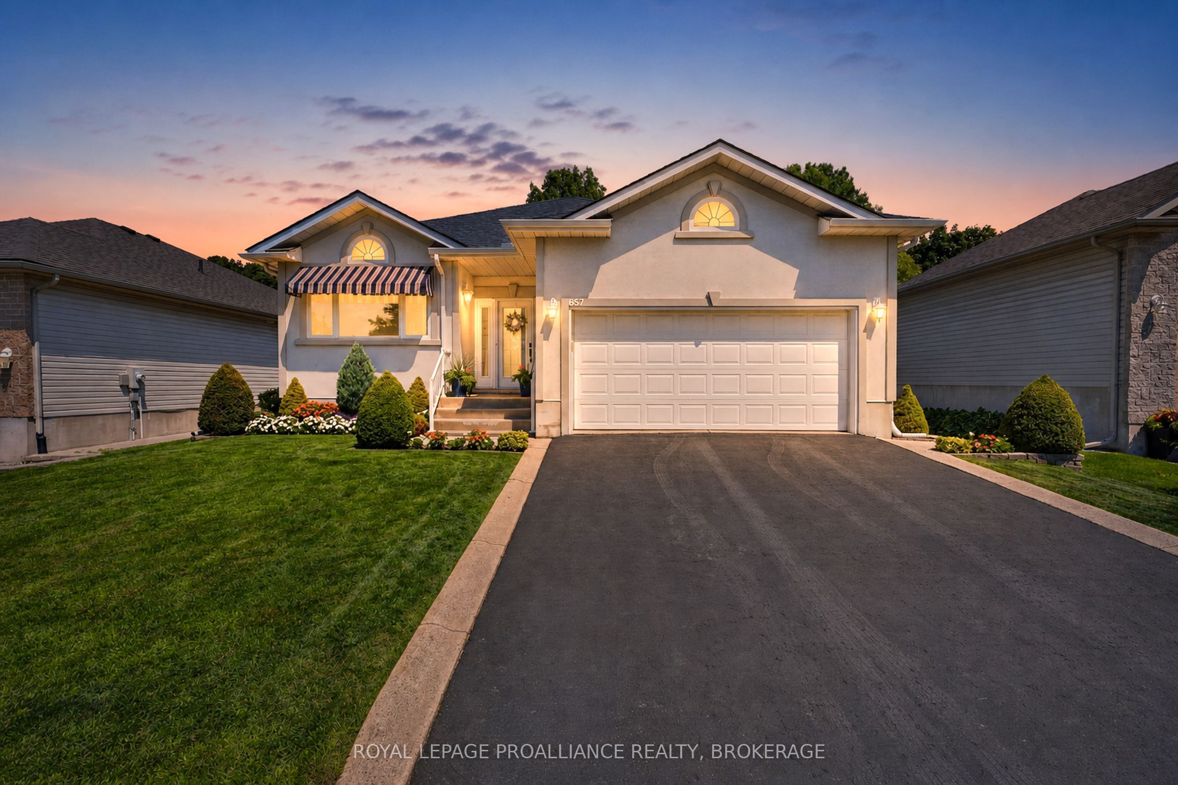657 Roosevelt Drive, Kingston, ON K7M 8T8
