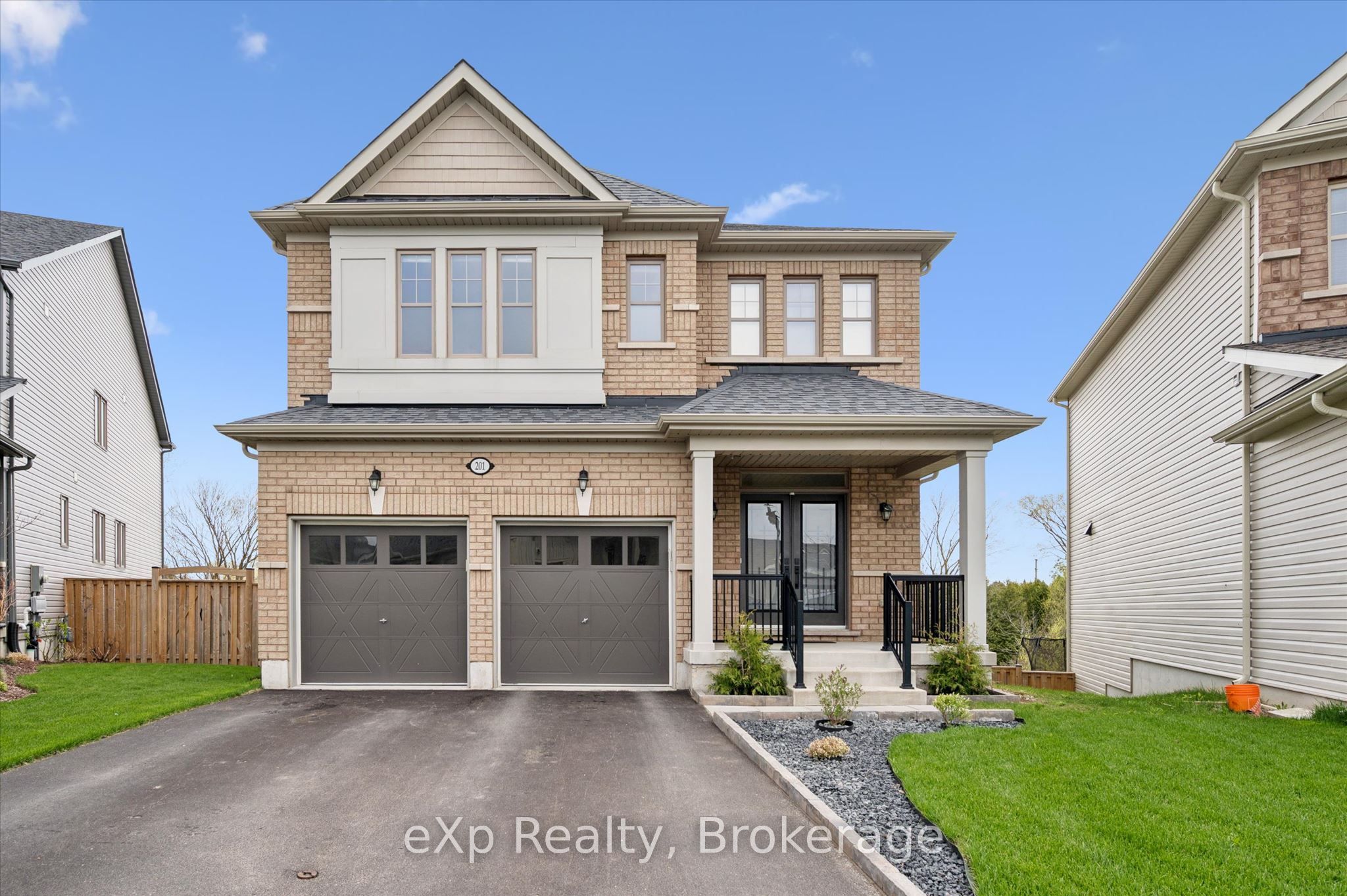 201 McFarlane Crescent, Centre Wellington, ON N1M 0G5 photo 3