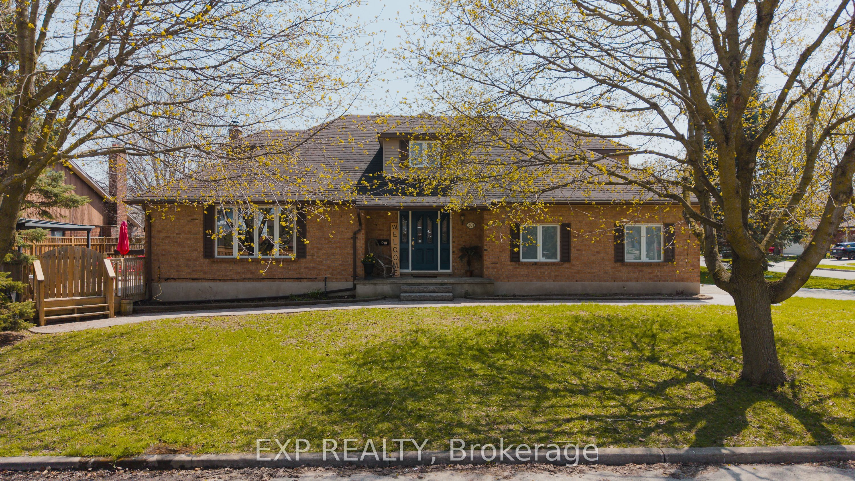 381 Timlock Place, Waterloo, ON N2K 3J2