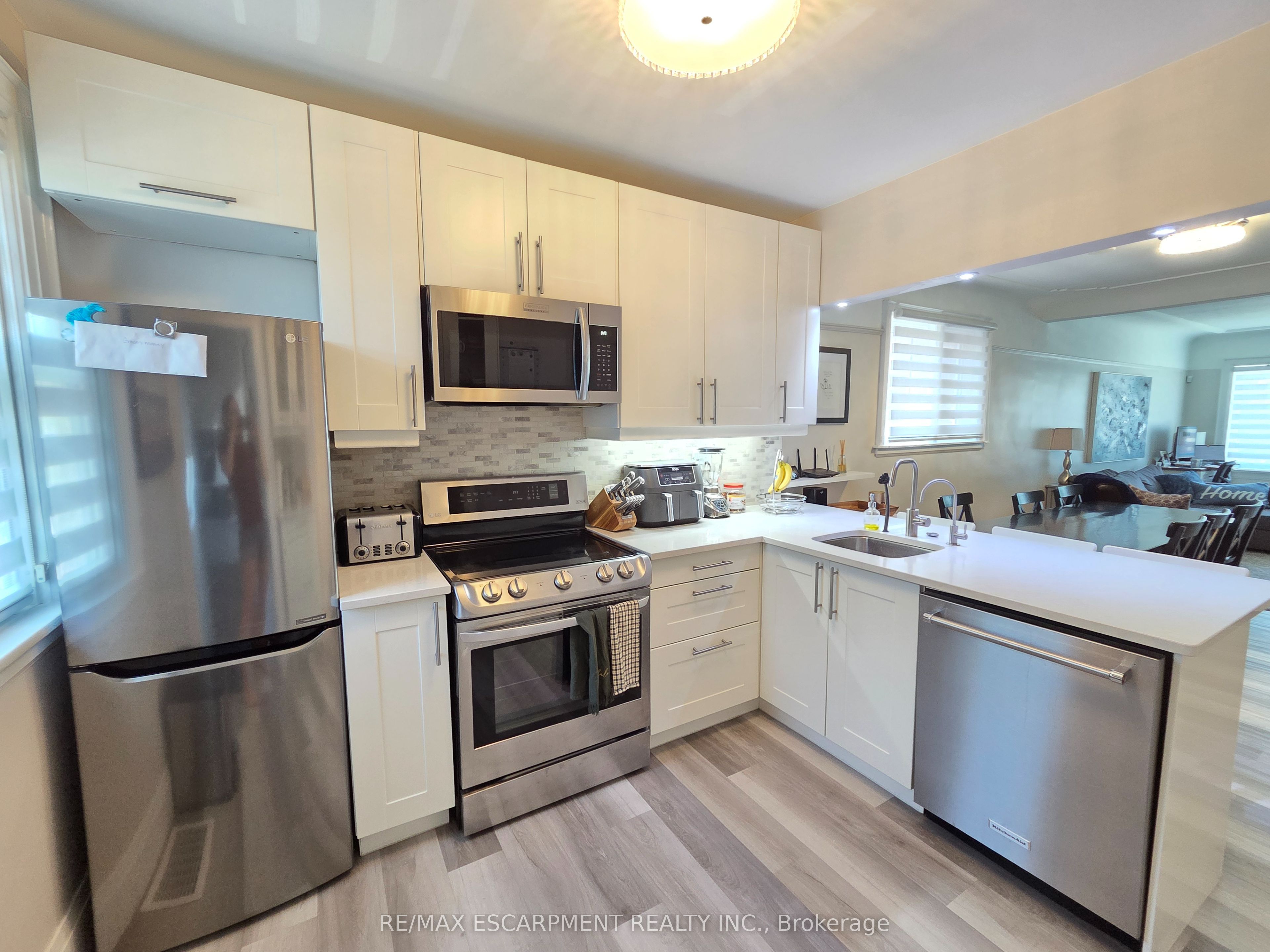 77 Paradise Road S, Hamilton, ON L8S 1S3 photo 5