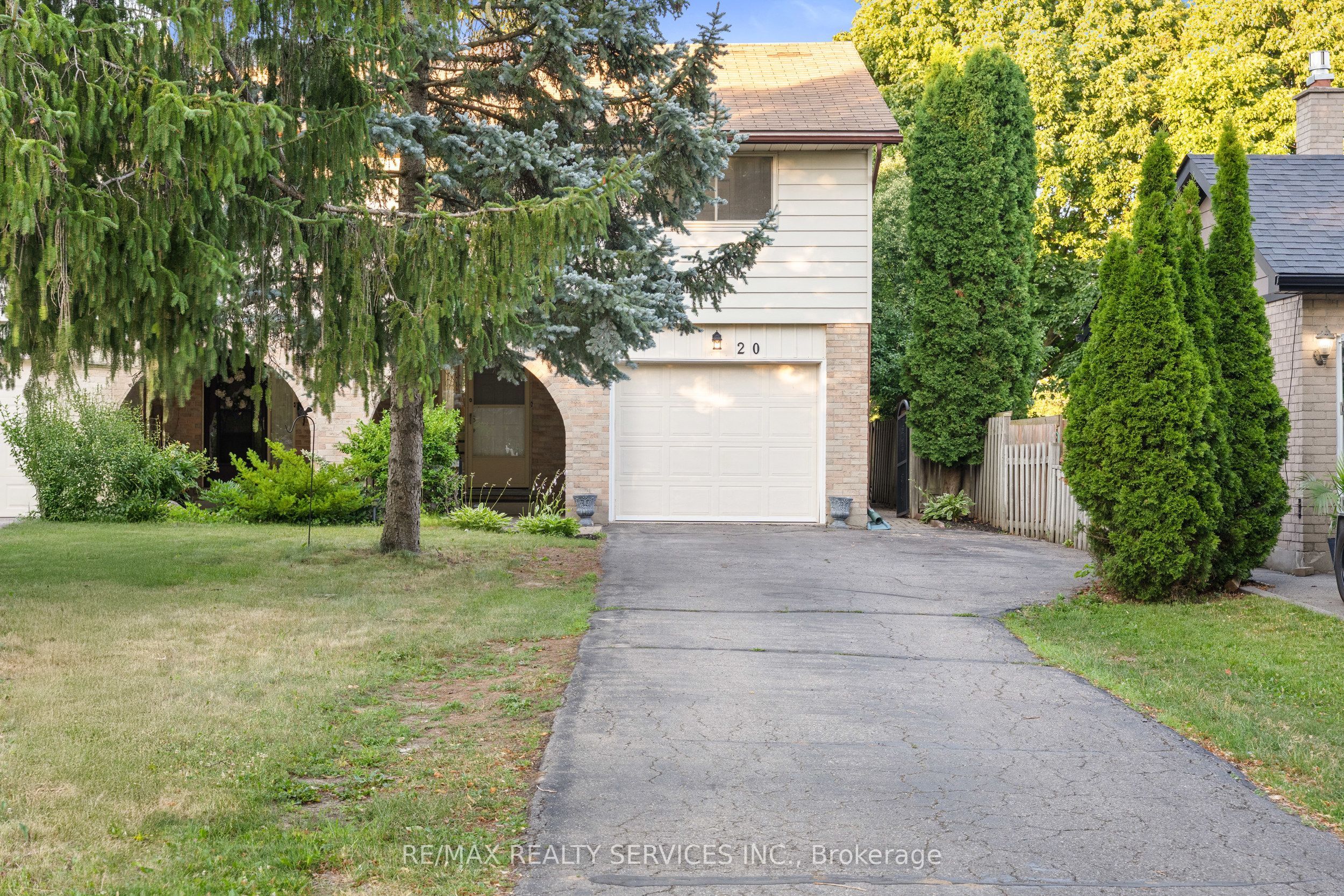 20 Highcroft Court, Kitchener, ON N2E 2N9 photo 4