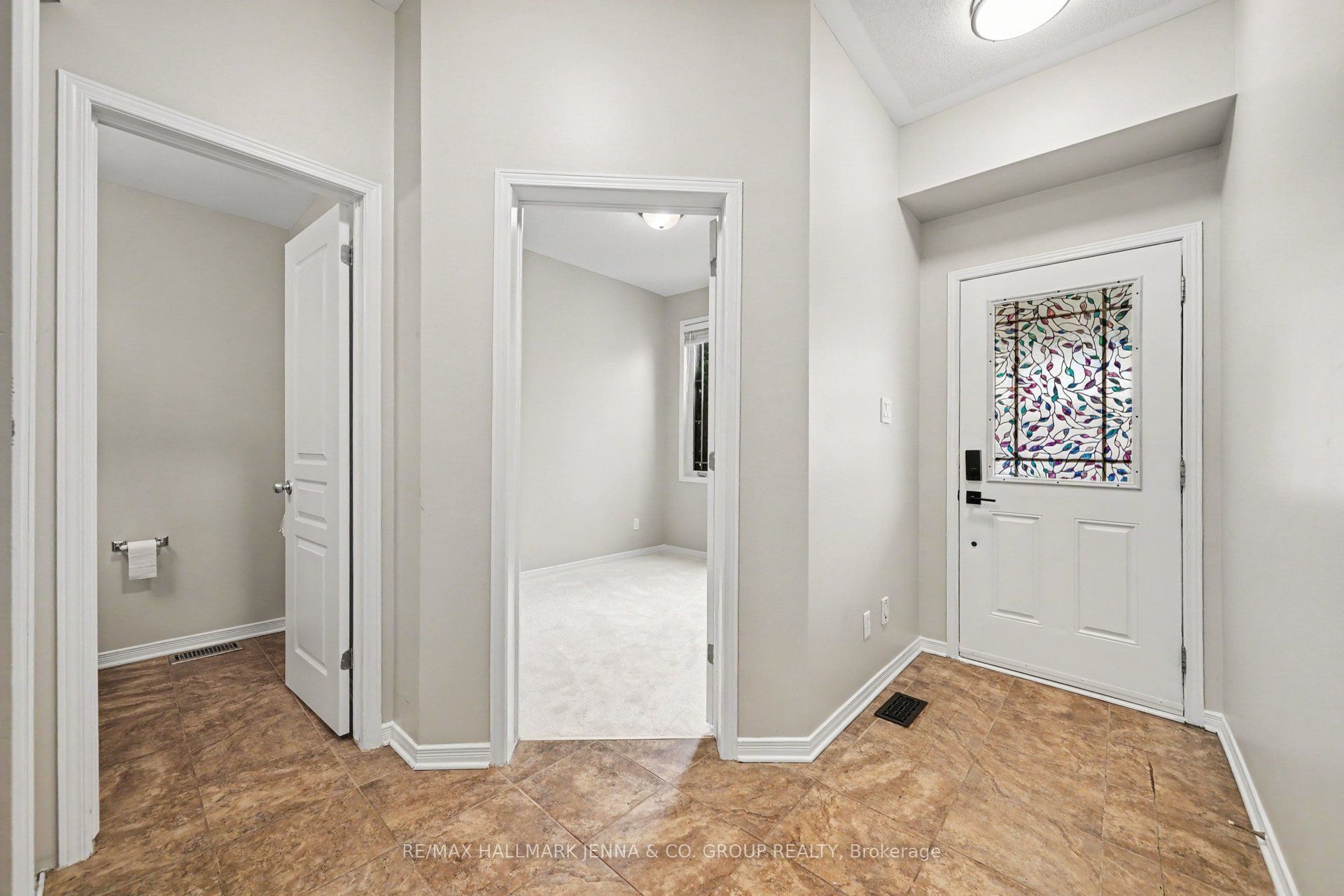 190 Sorento Street, Barrhaven, ON K2J 0B6 photo 4
