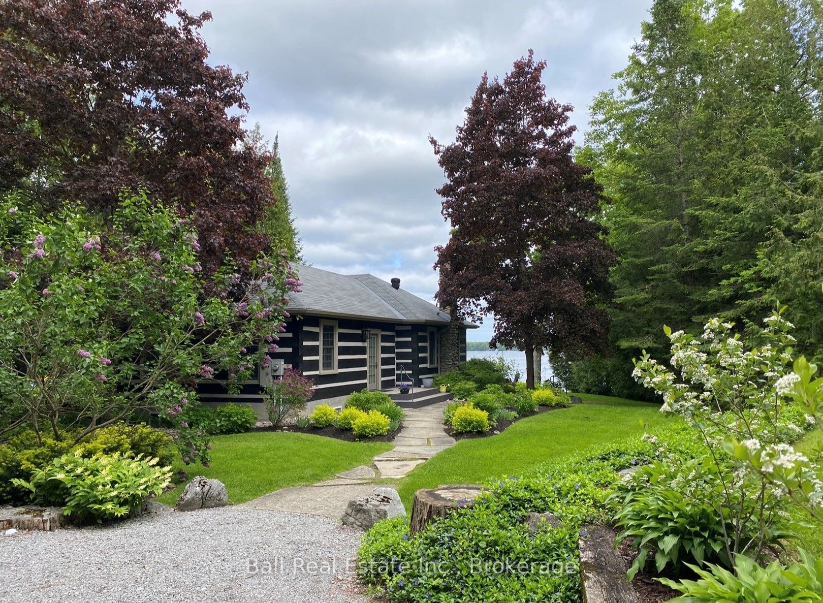 2933 Ayotte's Point Lane, Selwyn, ON K0L 2H0