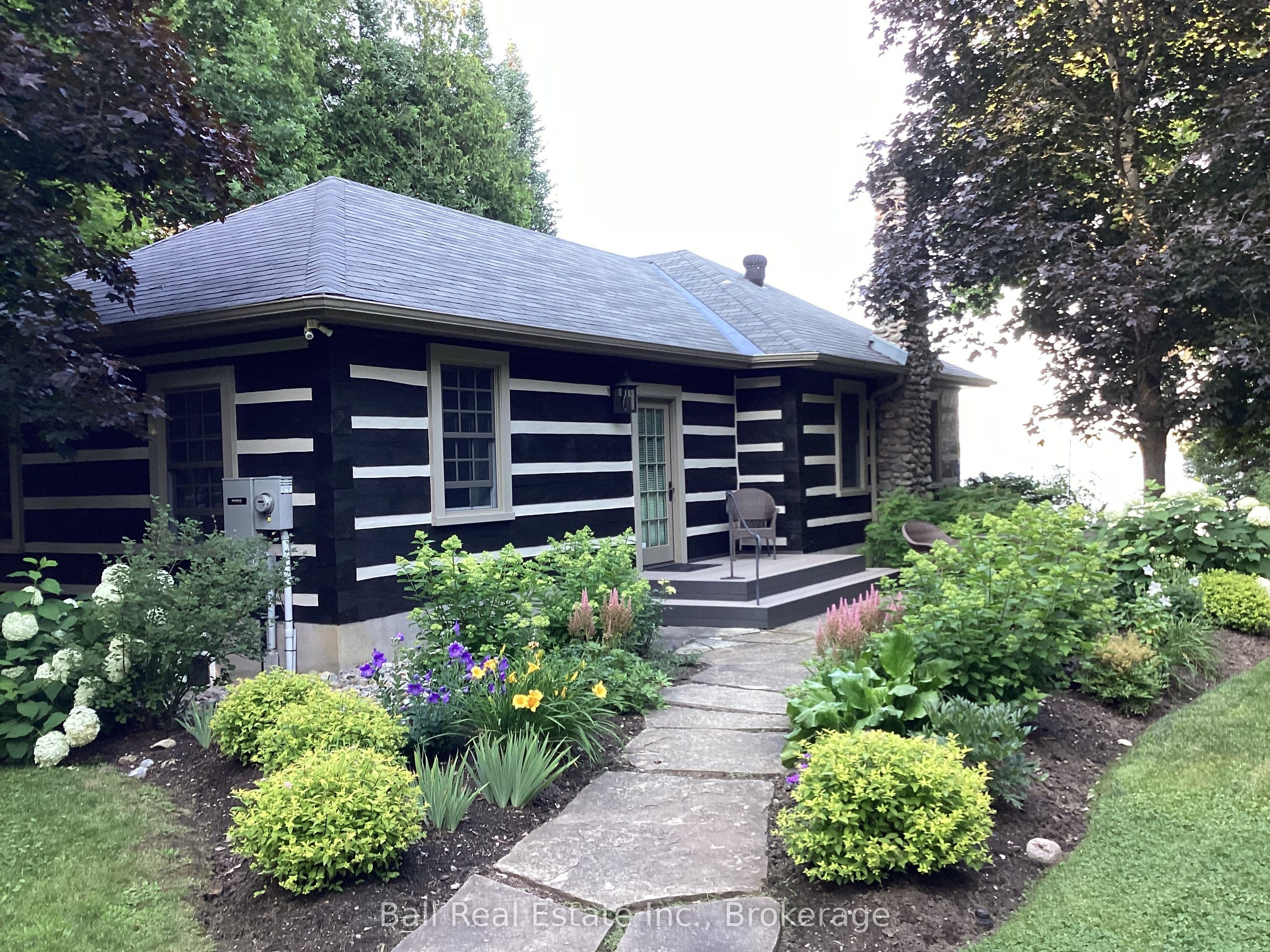 2933 Ayotte's Point Lane, Selwyn, ON K0L 2H0 photo 2