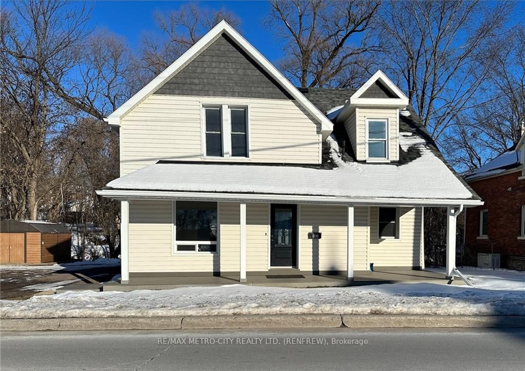 447 RAGLAN Street S, Renfrew, ON K7V 1R9