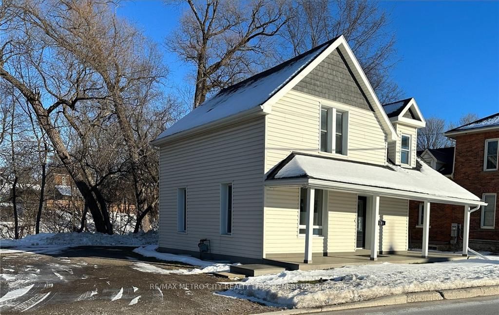 447 RAGLAN Street S, Renfrew, ON K7V 1R9 photo 4