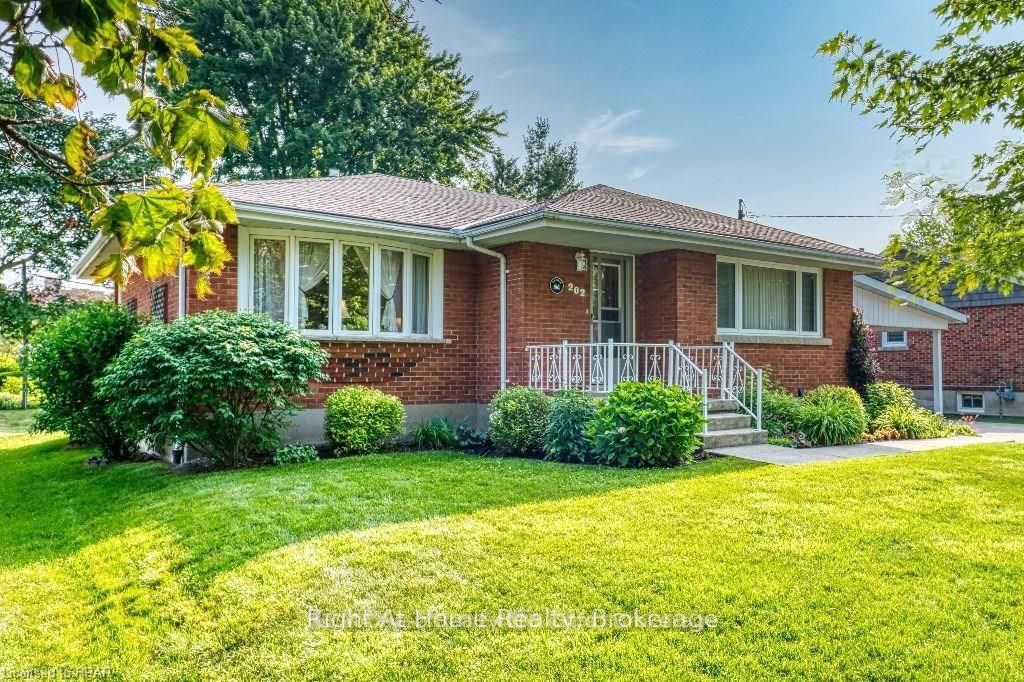202 Easson Street, Stratford, ON N5A 1N5
