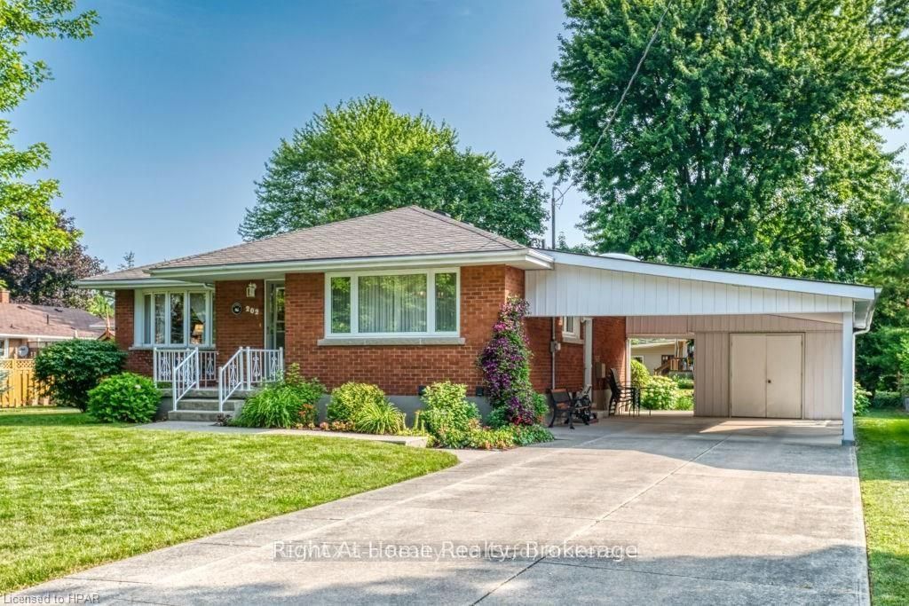 202 Easson Street, Stratford, ON N5A 1N5 photo 2