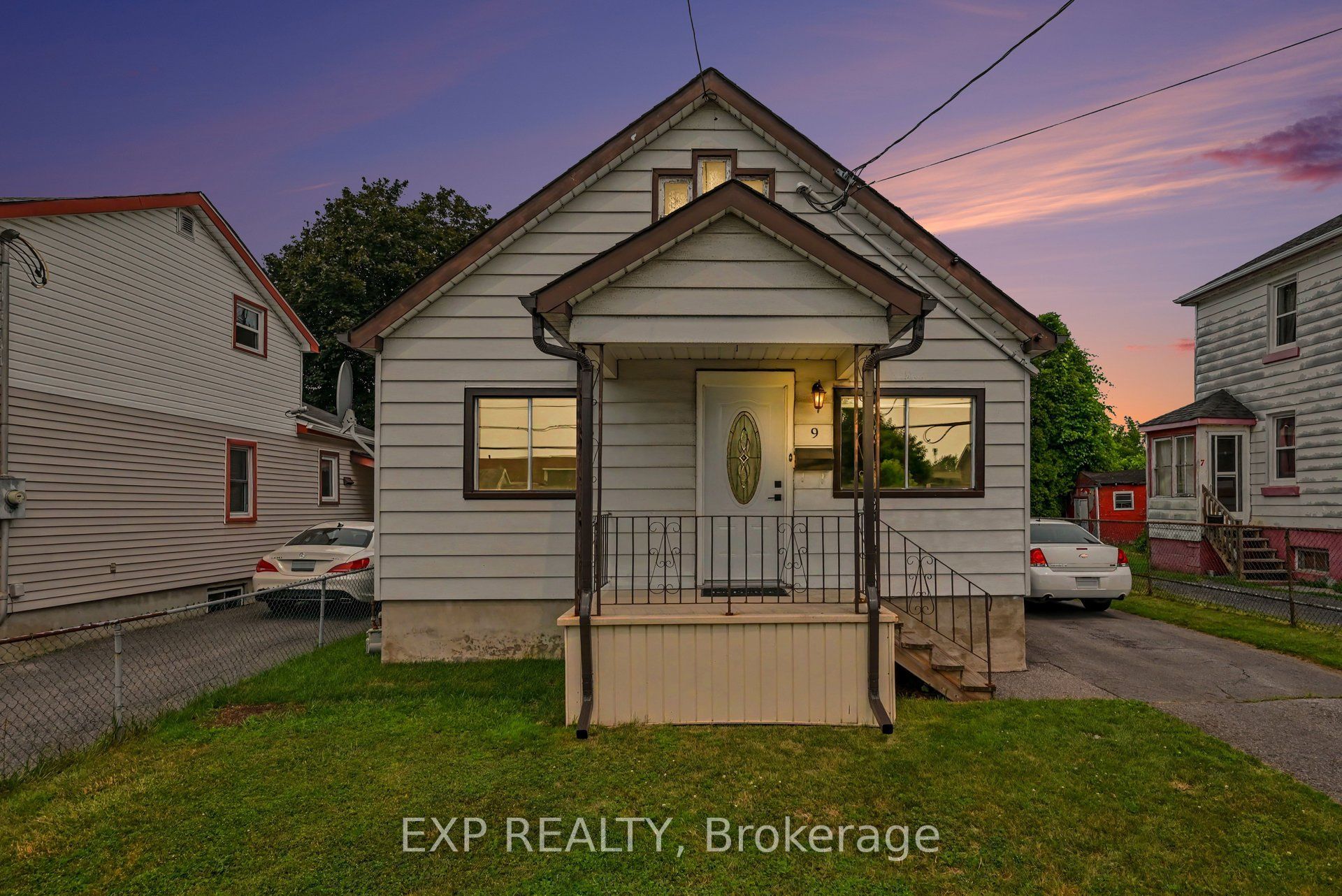 9 Eleventh Street W, Cornwall, ON K6J 3A8