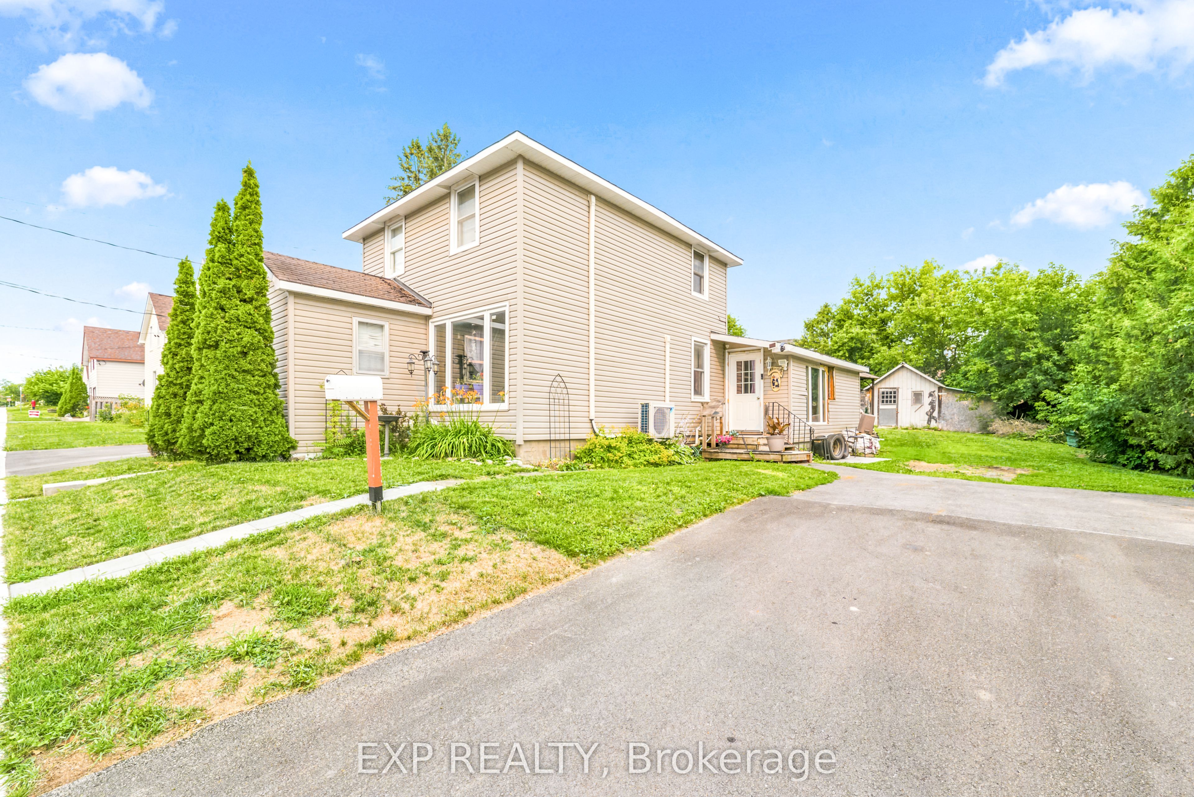 111 MACDONALD Street, Arnprior, ON K7S 2W7 photo 2