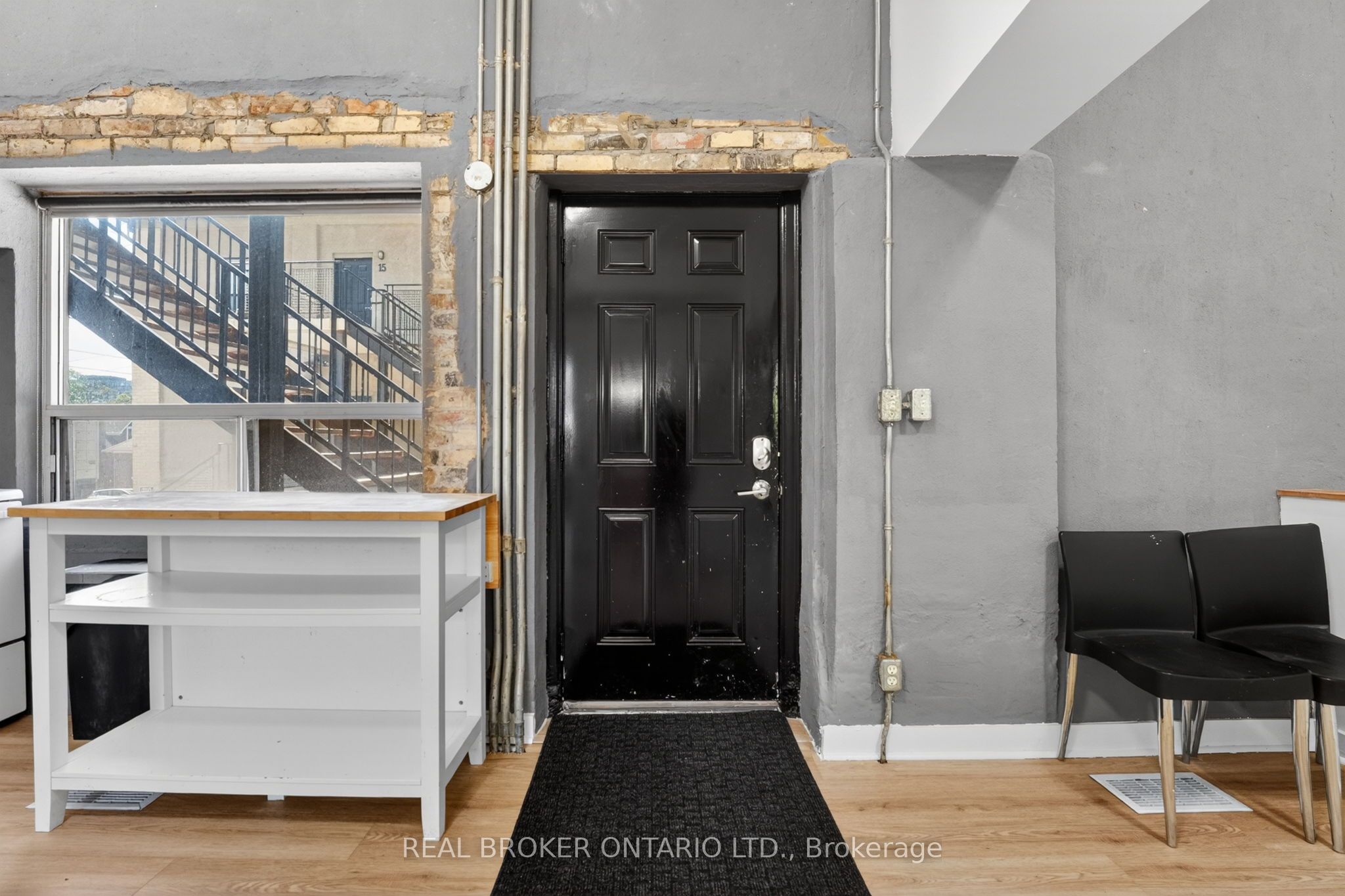12 Bridgeport Road E 9, Waterloo, ON N2J 2J3 photo 5