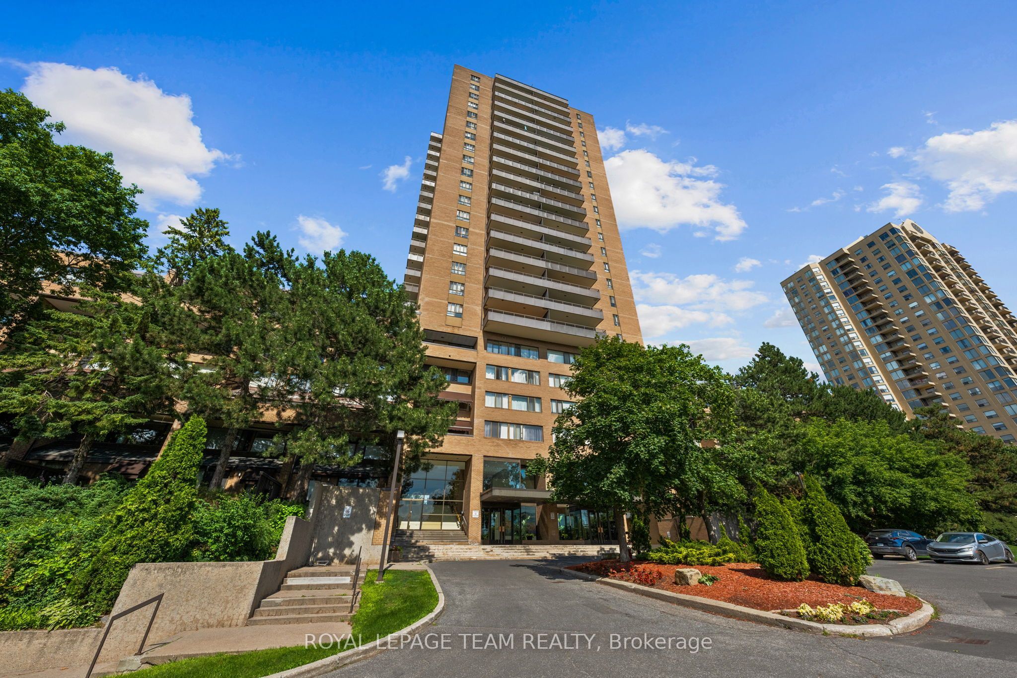 515 St Laurent Boulevard 912, Manor Park - Cardinal Glen and Area, ON K1K 3X5 photo 4
