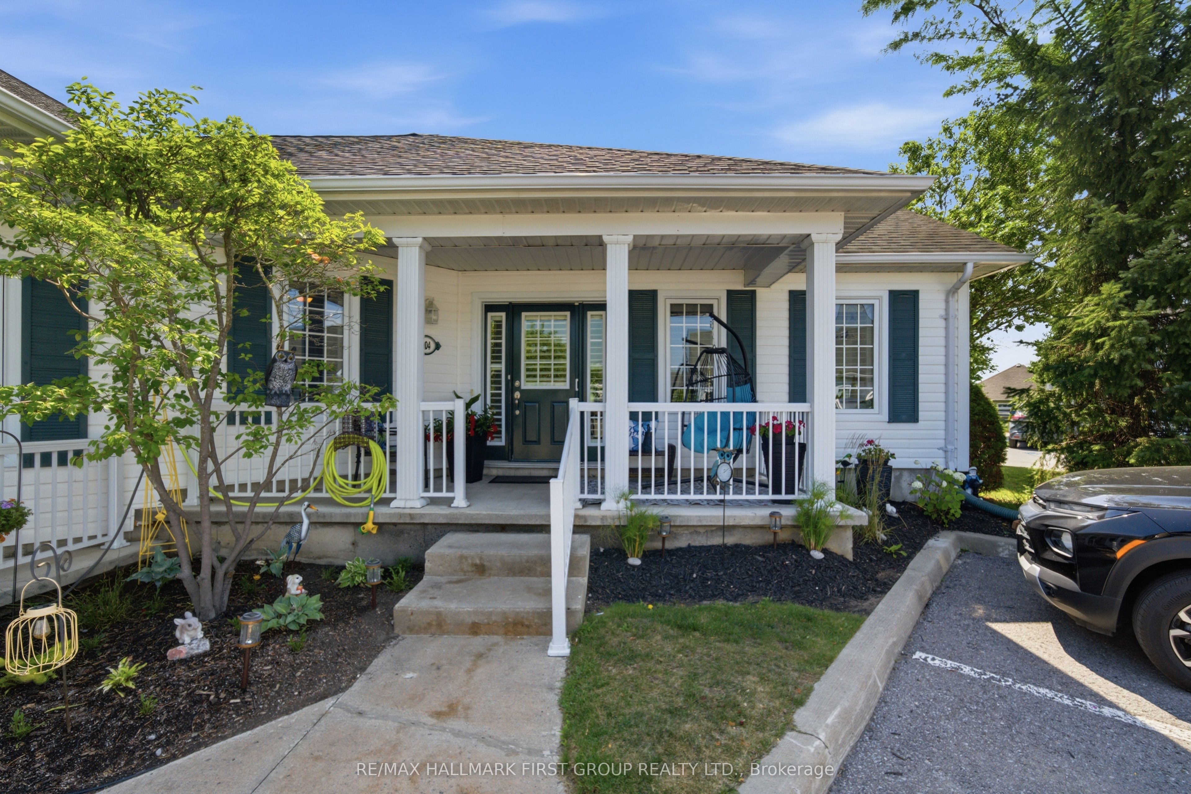 325 Densmore Road 404, Cobourg, ON K9A 0E4