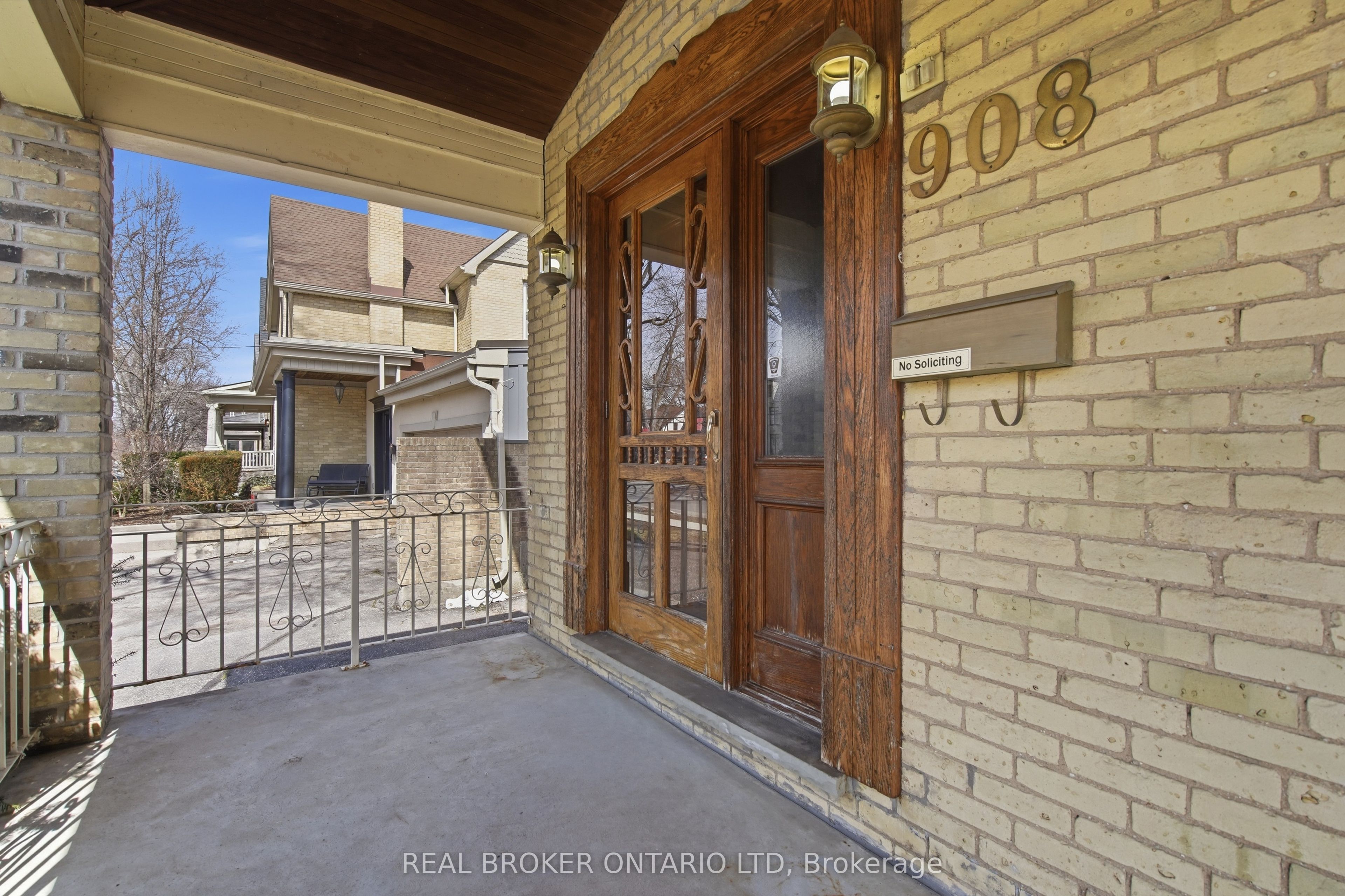 908 William Street, London East, ON N5Y 2S6 photo 3