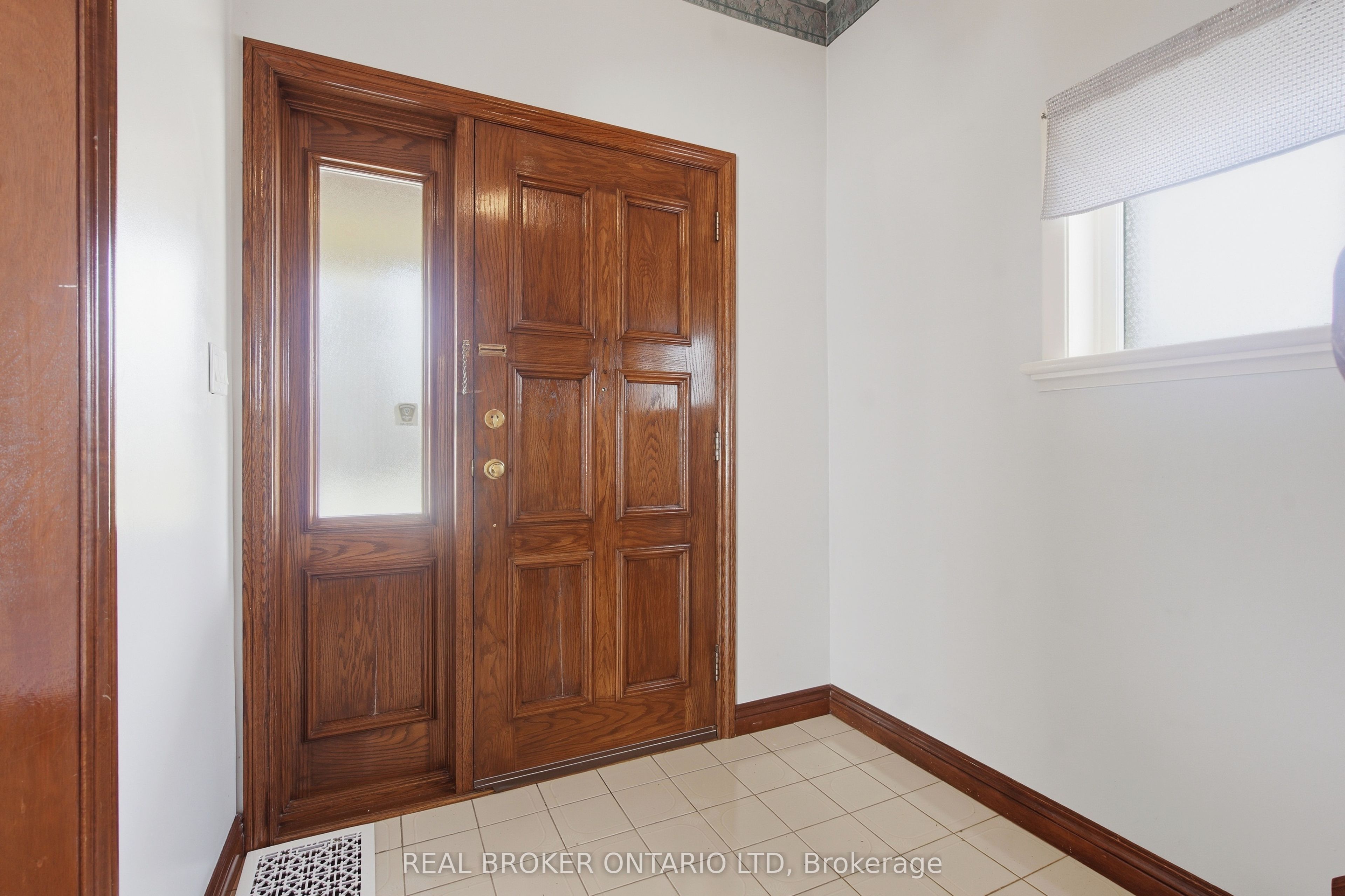 908 William Street, London East, ON N5Y 2S6 photo 4