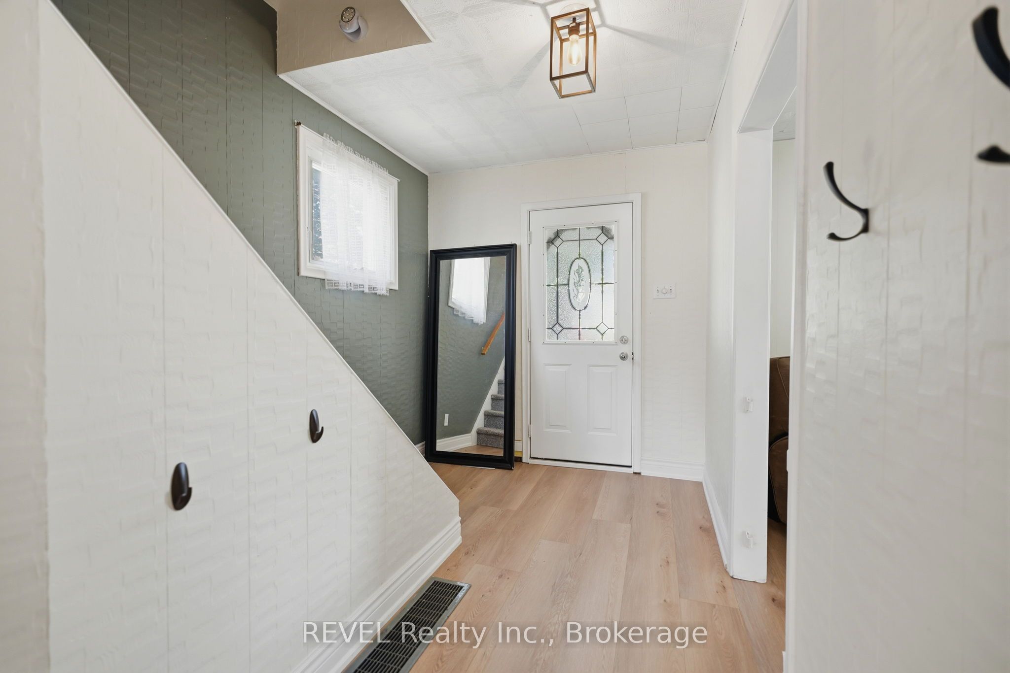 41 Cross Street, Port Colborne, ON L3K 1K8 photo 3