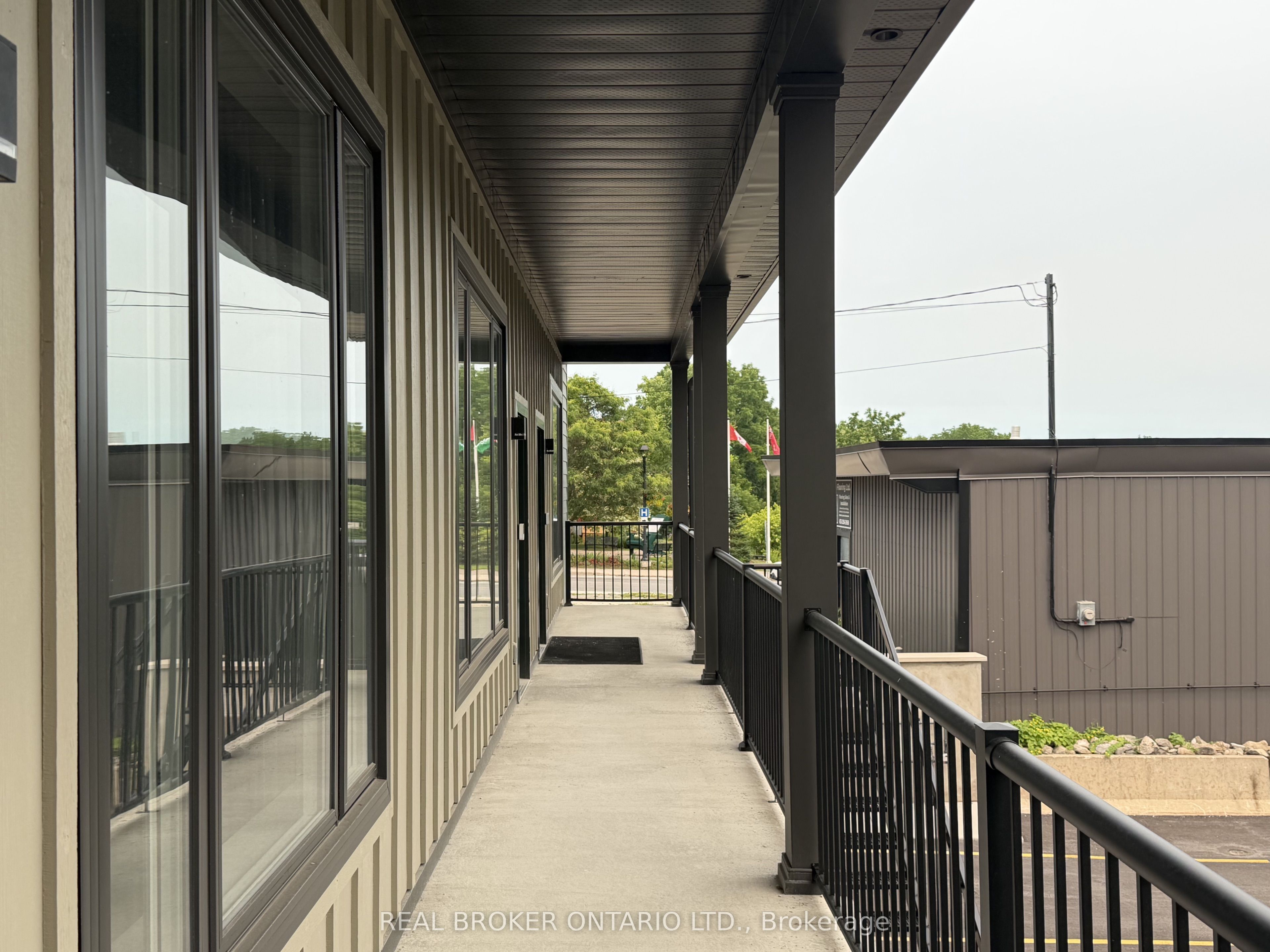 8 Clothier Street 3, North Grenville, ON K0G 1J0 photo 2