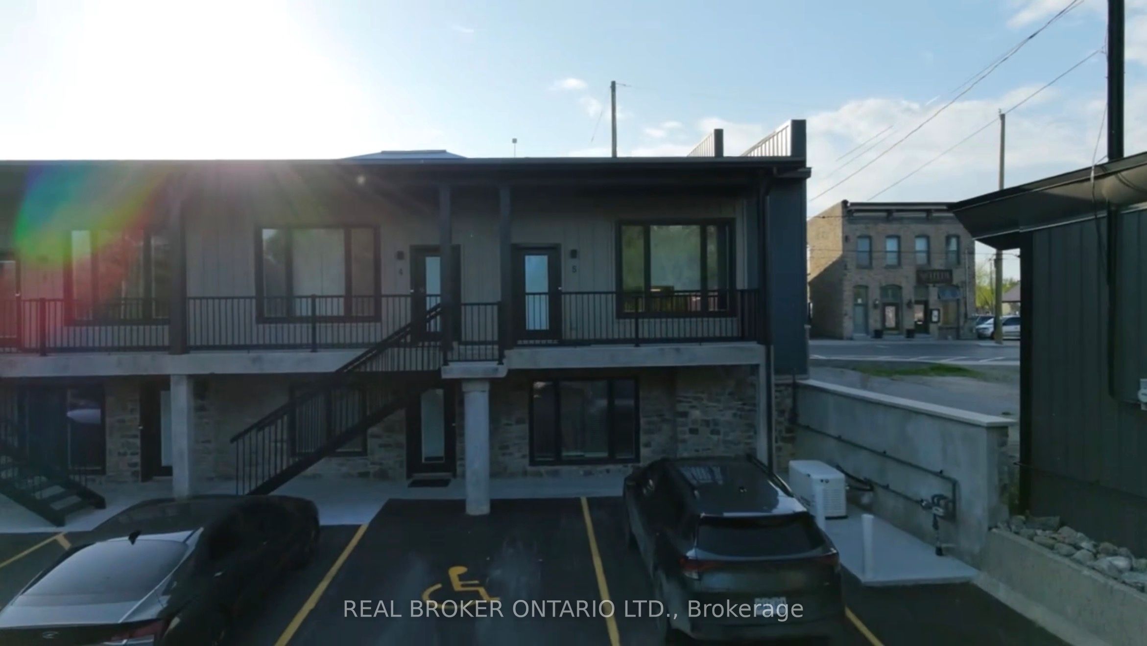 8 Clothier Street E 4, North Grenville, ON K0G 1J0 photo 2