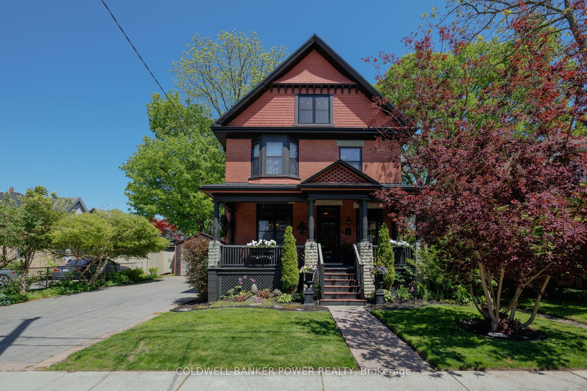 6 Cynthia Street, London South, ON N6C 3E9