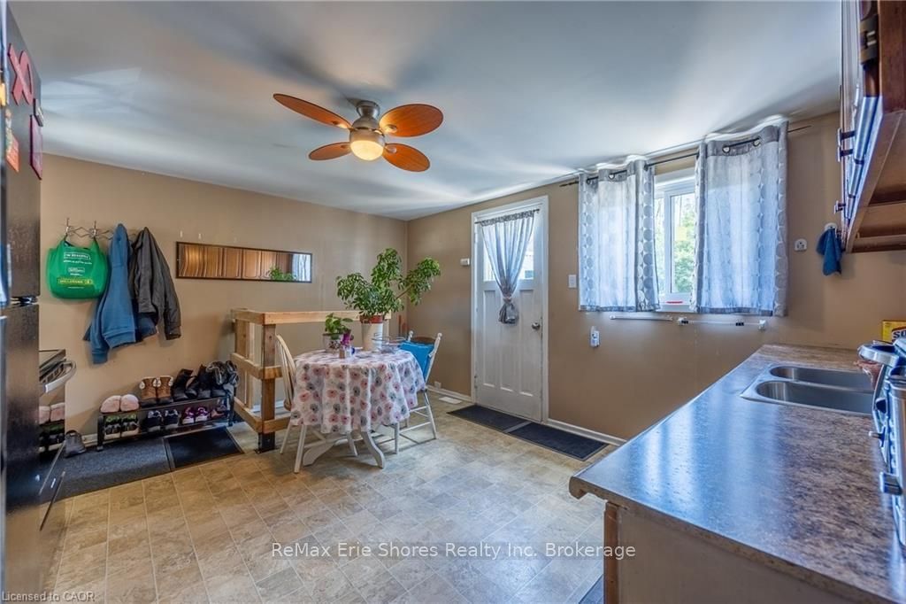 302 Simcoe Street, Woodstock, ON N4S 1H9 photo 4