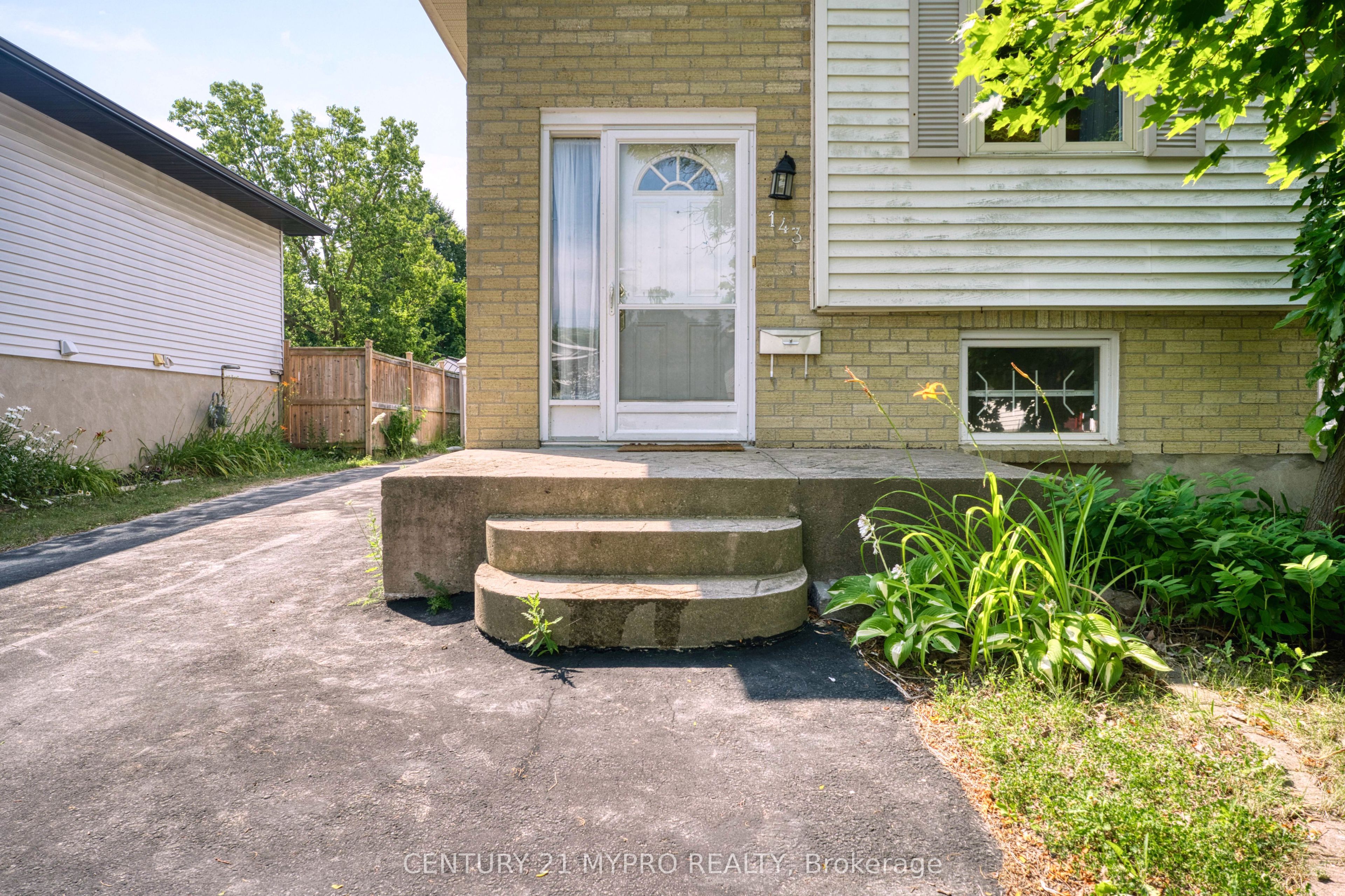 143 Ardsley Crescent, London North, ON N6G 3W6 photo 3