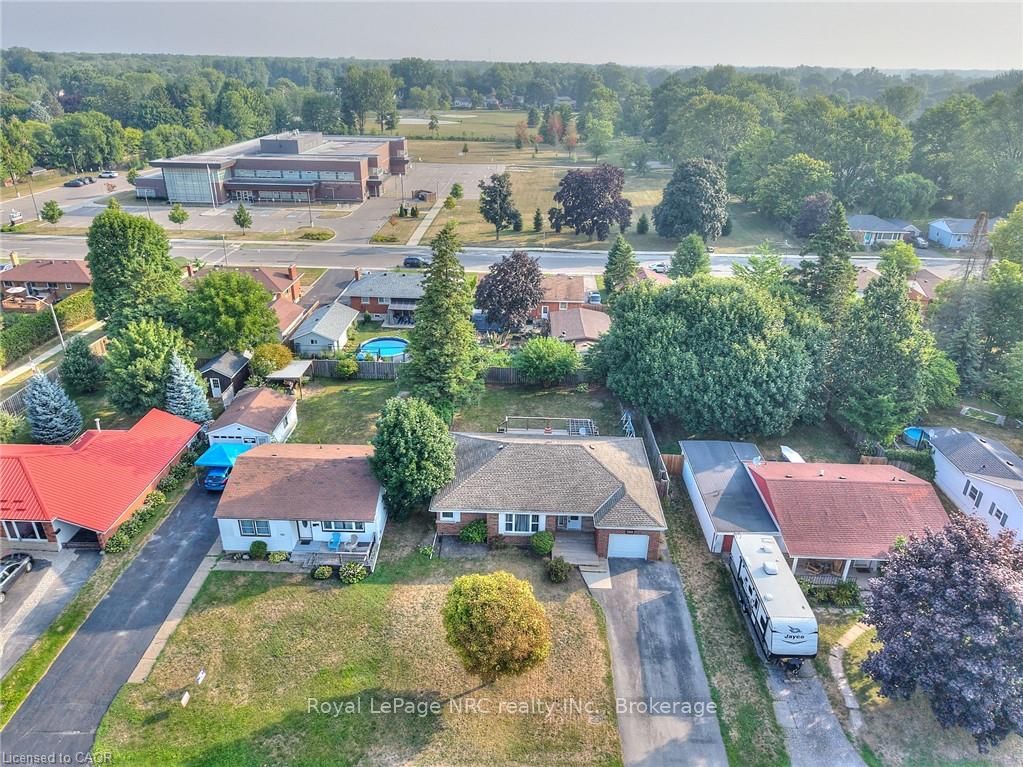 303 Park Avenue W, Haldimand, ON N1A 1M7 photo 3