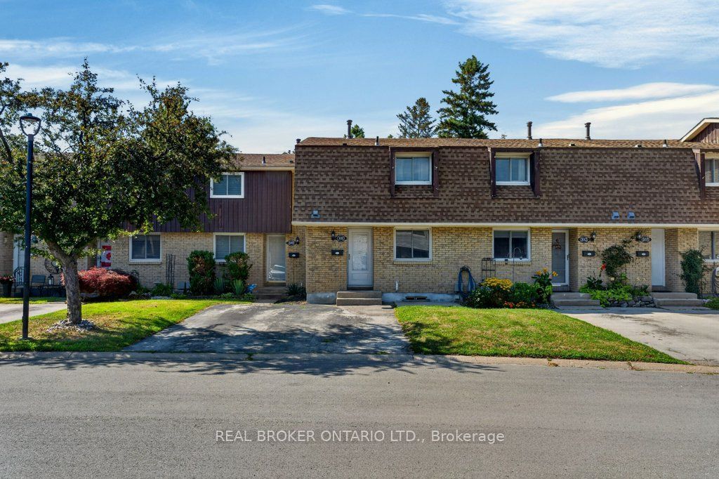 50 Lakeshore Road 101, St. Catharines, ON L2N 6P8 photo 5