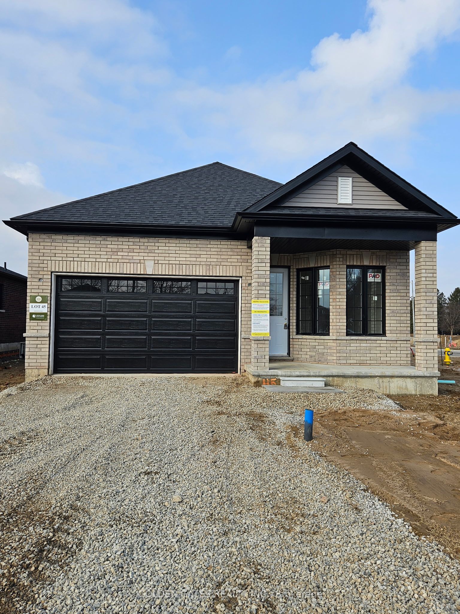 45 Burgess Crescent, Tillsonburg, ON N4G 0L8