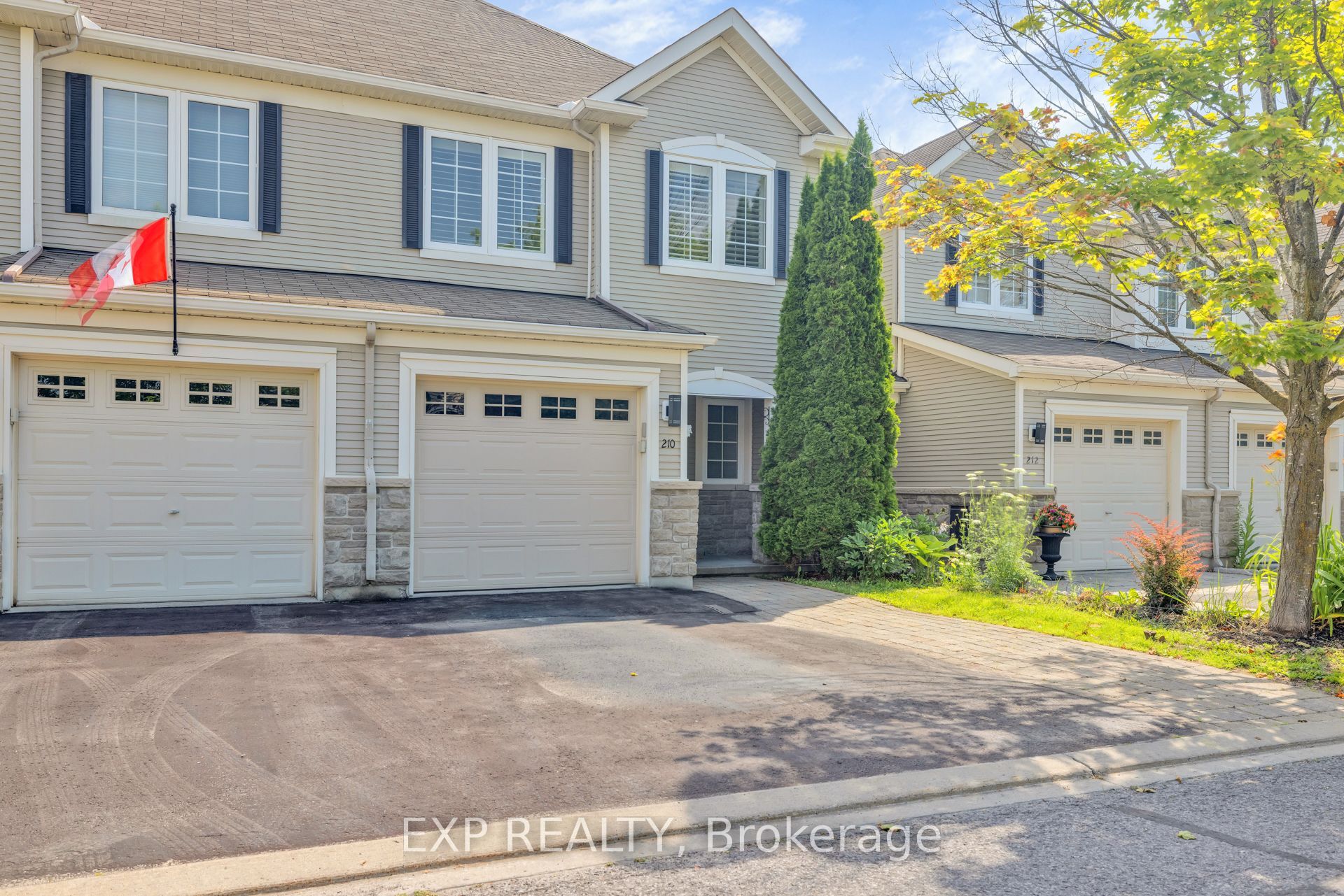 210 WABISKAW Private, Barrhaven, ON K2J 0E6 photo 3