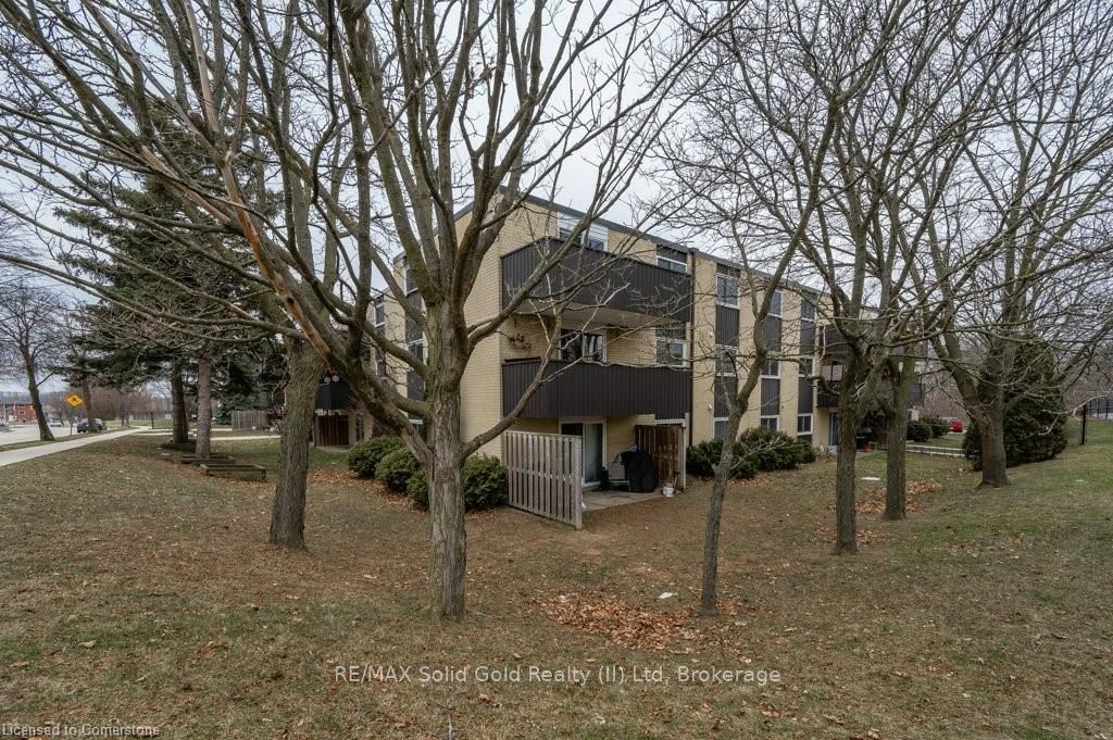 75 Hazelglen Drive 308, Kitchener, ON N2M 2E2
