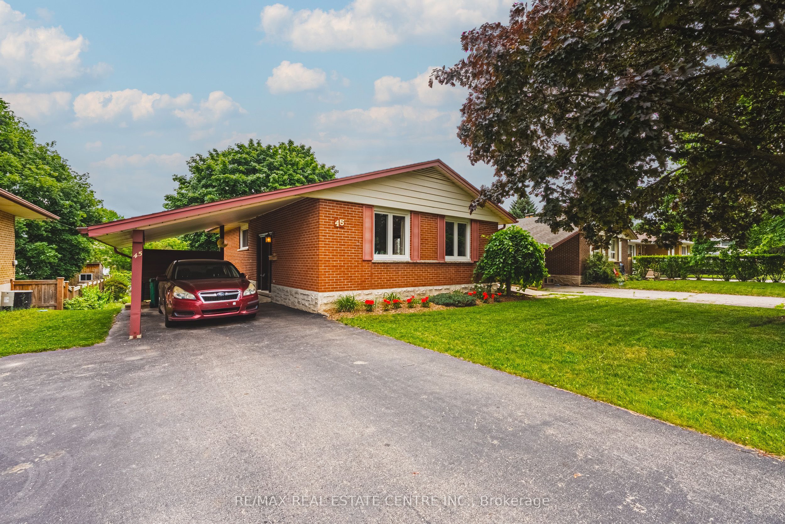 45 Gail Street, Cambridge, ON N1R 4M3 photo 2