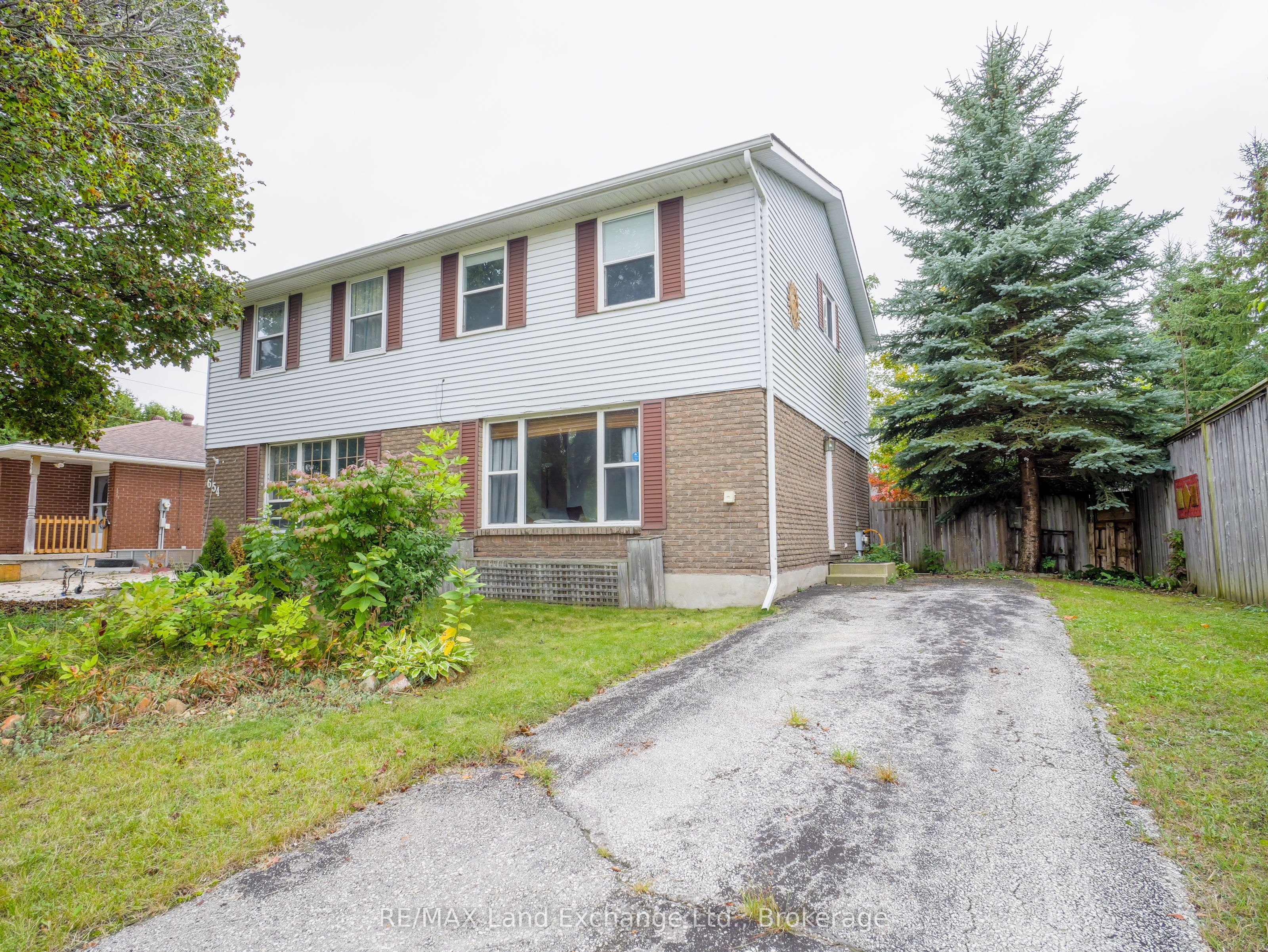 650 Barnes Avenue, Saugeen Shores, ON N0H 2C1