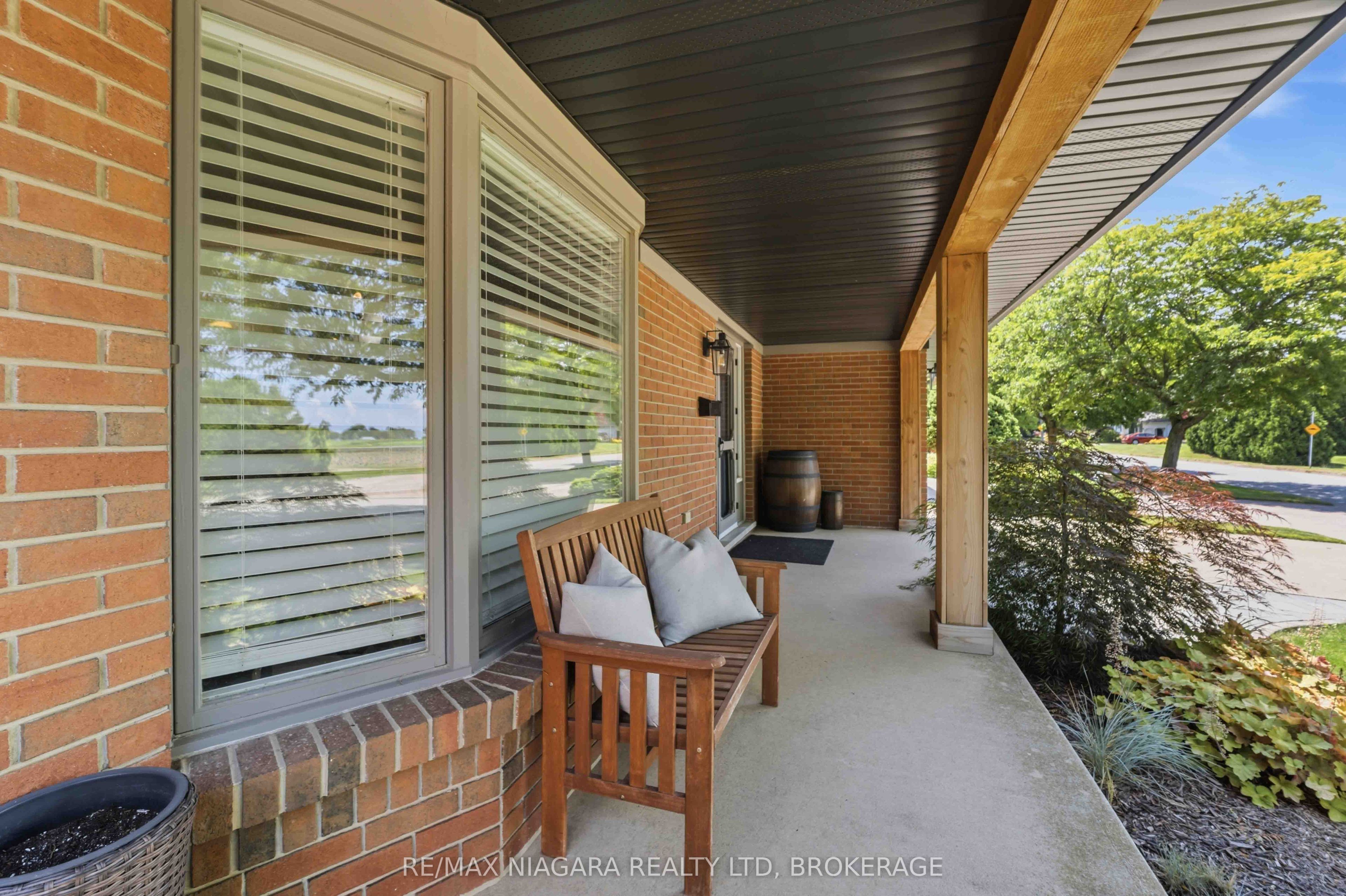 18 Courtleigh Road, St. Catharines, ON L2N 7E8 photo 4