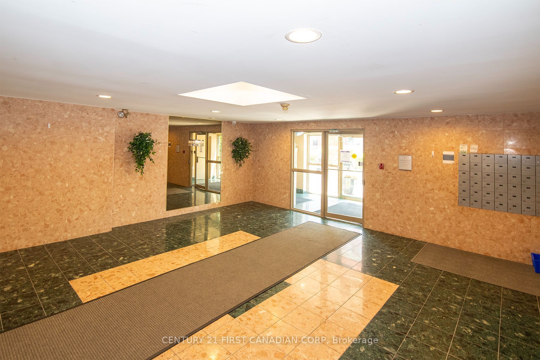 77 Baseline Road 405, London South, ON N6J 1V5 photo 4