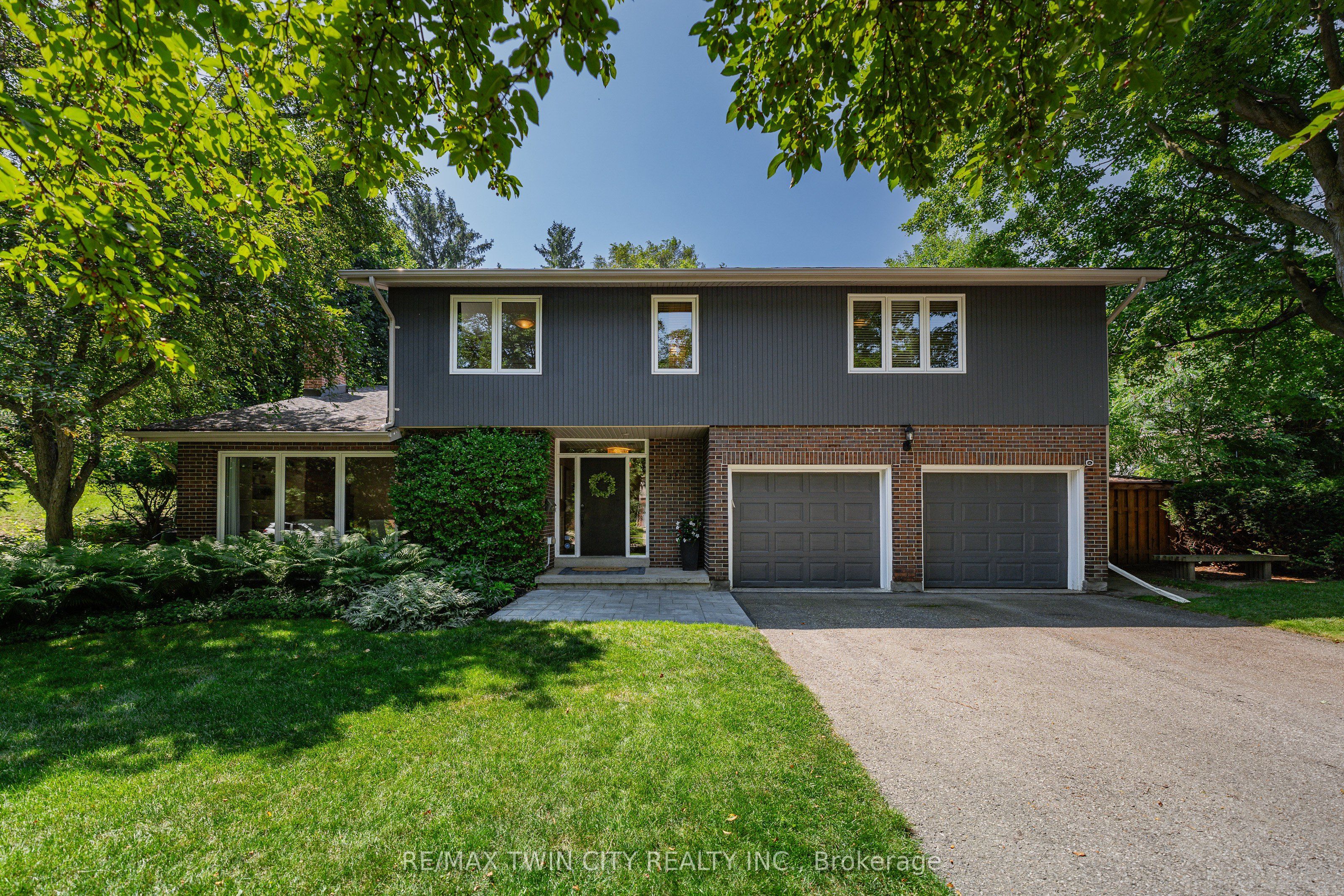 337 Marlowe Drive, Waterloo, ON N2L 5A5