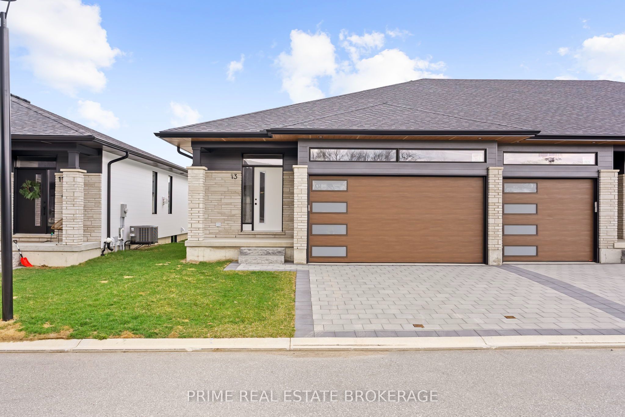 13 Coastal Crescent 70, Lambton Shores, ON N0M 1T0