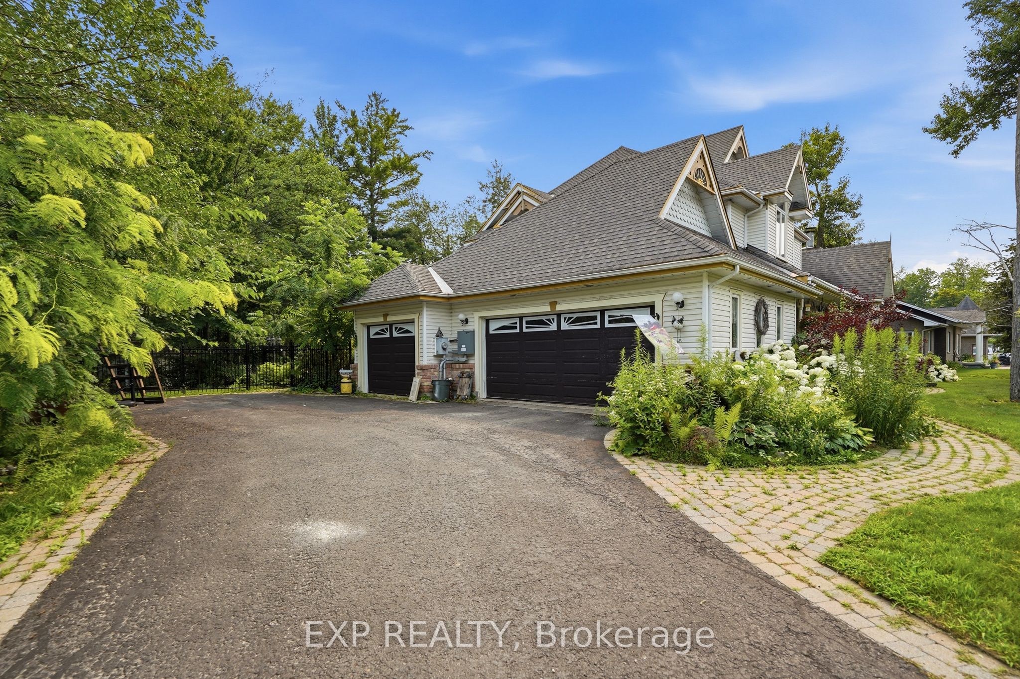 1259 RANDBORO Crescent, Orleans - Cumberland and Area, ON K4B 1K7 photo 3