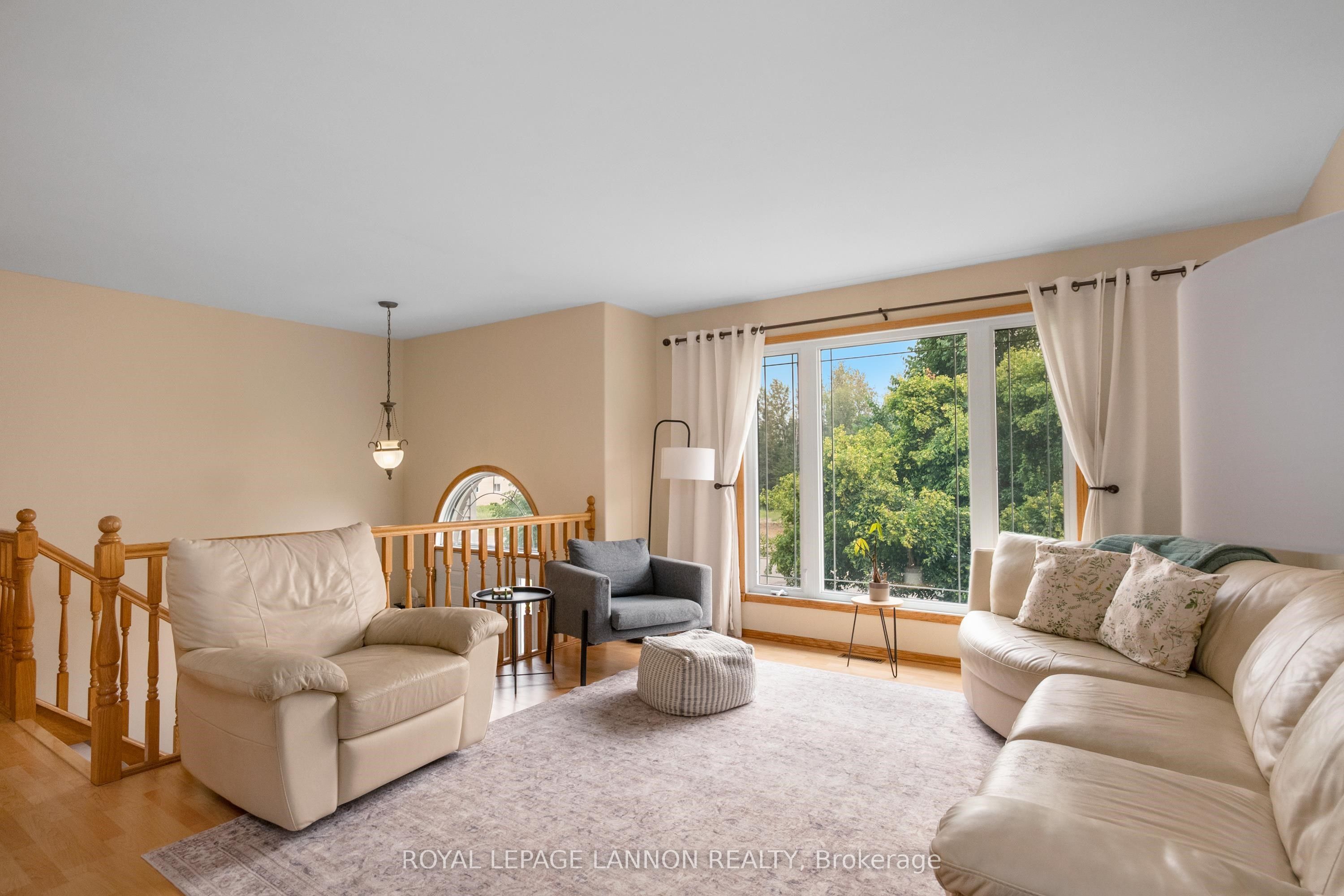 1486 Hutton Park Drive, Thunder Bay, ON P7G 1E5 photo 5