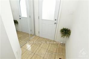 207 Hidden Meadow Avenue, Blossom Park - Airport and Area, ON K1T 0C2 photo 2