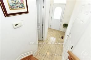 207 Hidden Meadow Avenue, Blossom Park - Airport and Area, ON K1T 0C2 photo 3