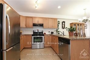 207 Hidden Meadow Avenue, Blossom Park - Airport and Area, ON K1T 0C2 photo 5