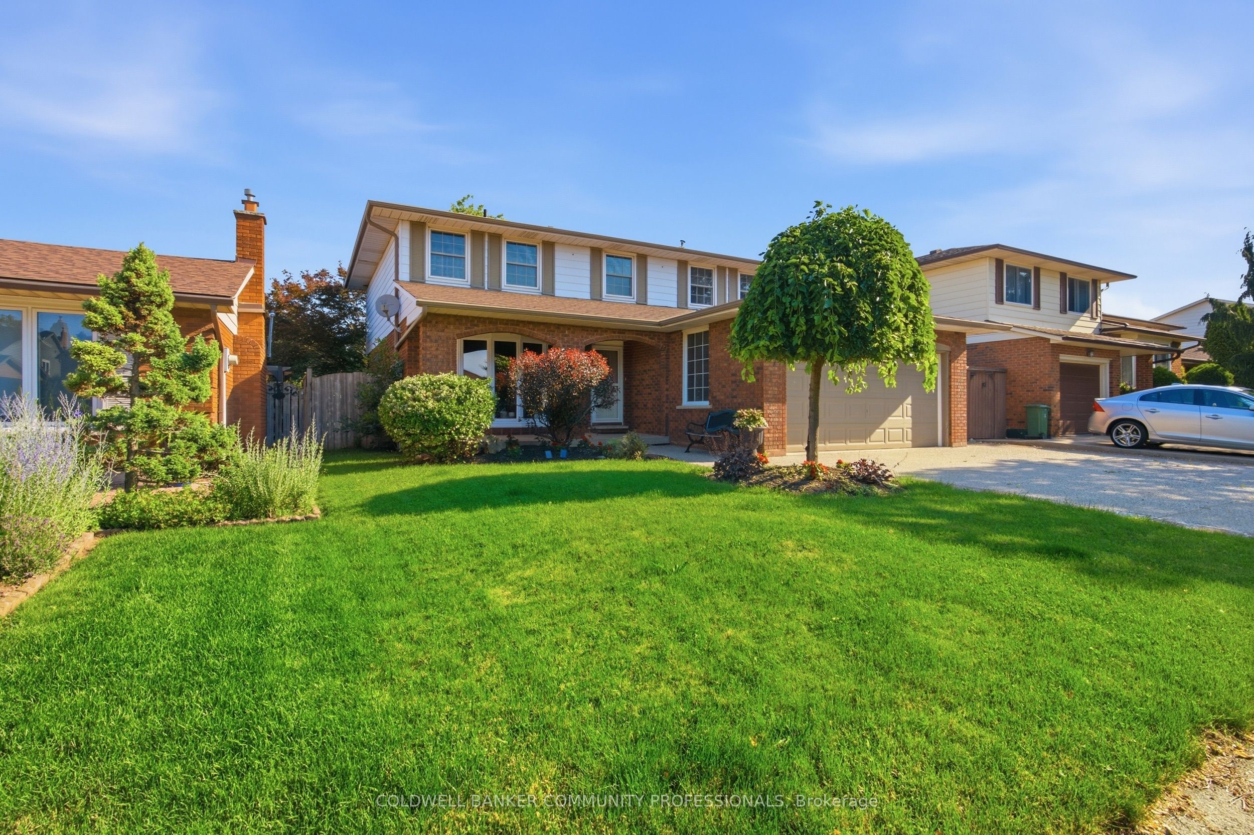 7 Apex Court, Hamilton, ON L8J 1J2 photo 3