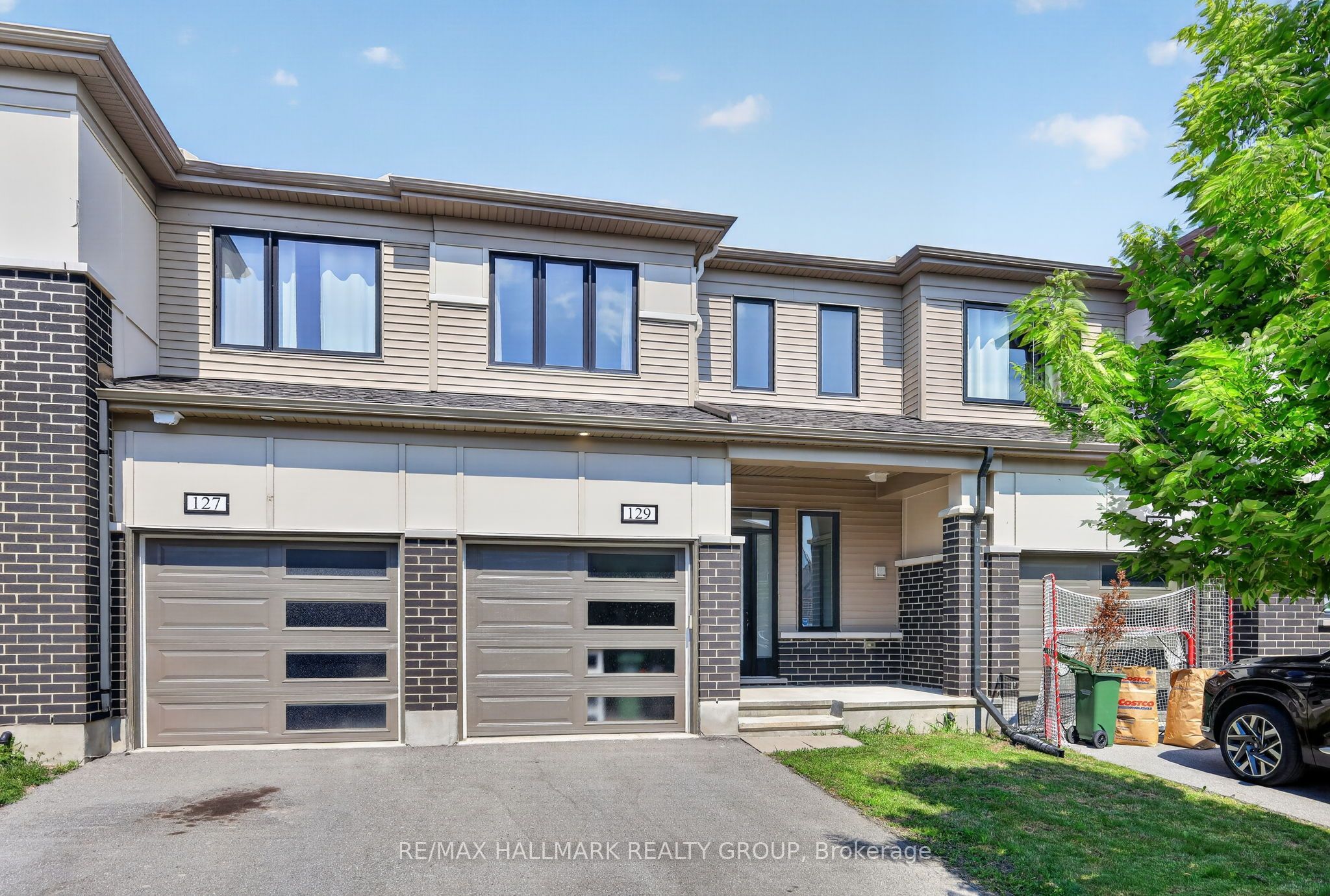 129 Umbra Place, Barrhaven, ON K2J 6N7