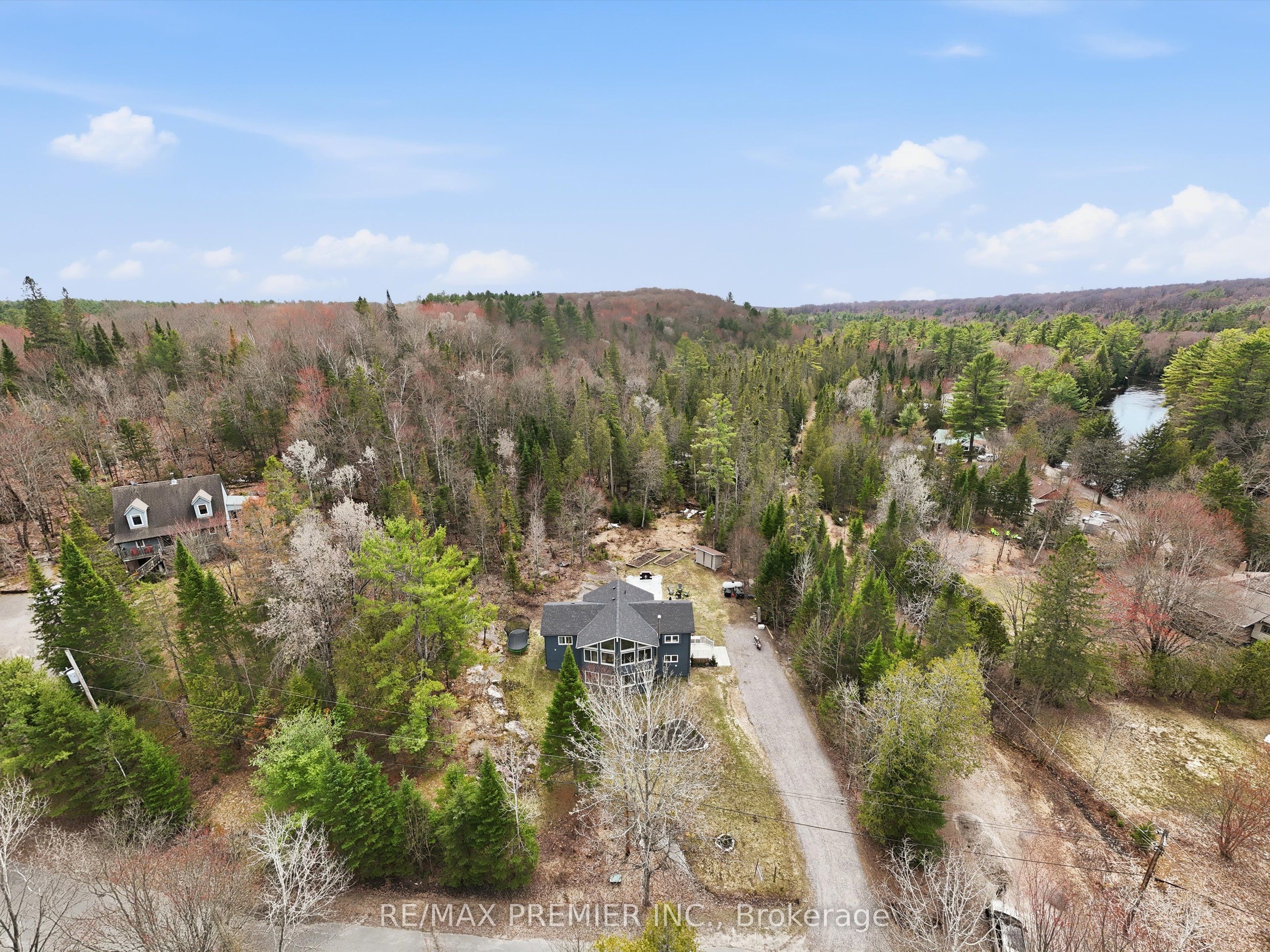1131 Springdale Park Road, Bracebridge, ON P1L 1W9 photo 3