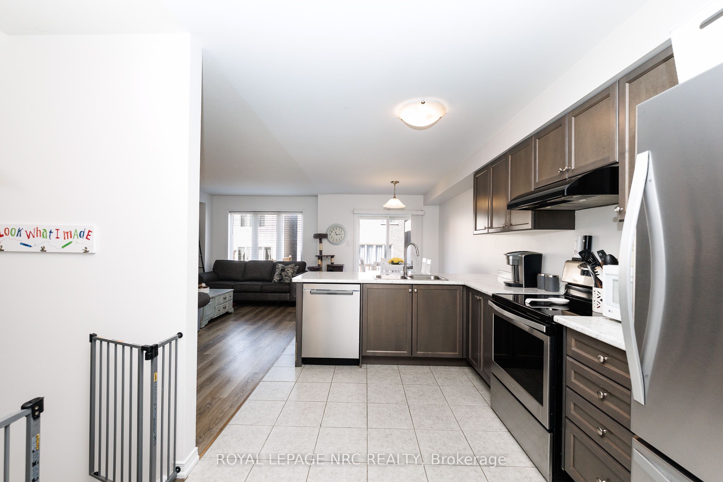 7794 White Pine Crescent, Niagara Falls, ON L2H 3R4 photo 5