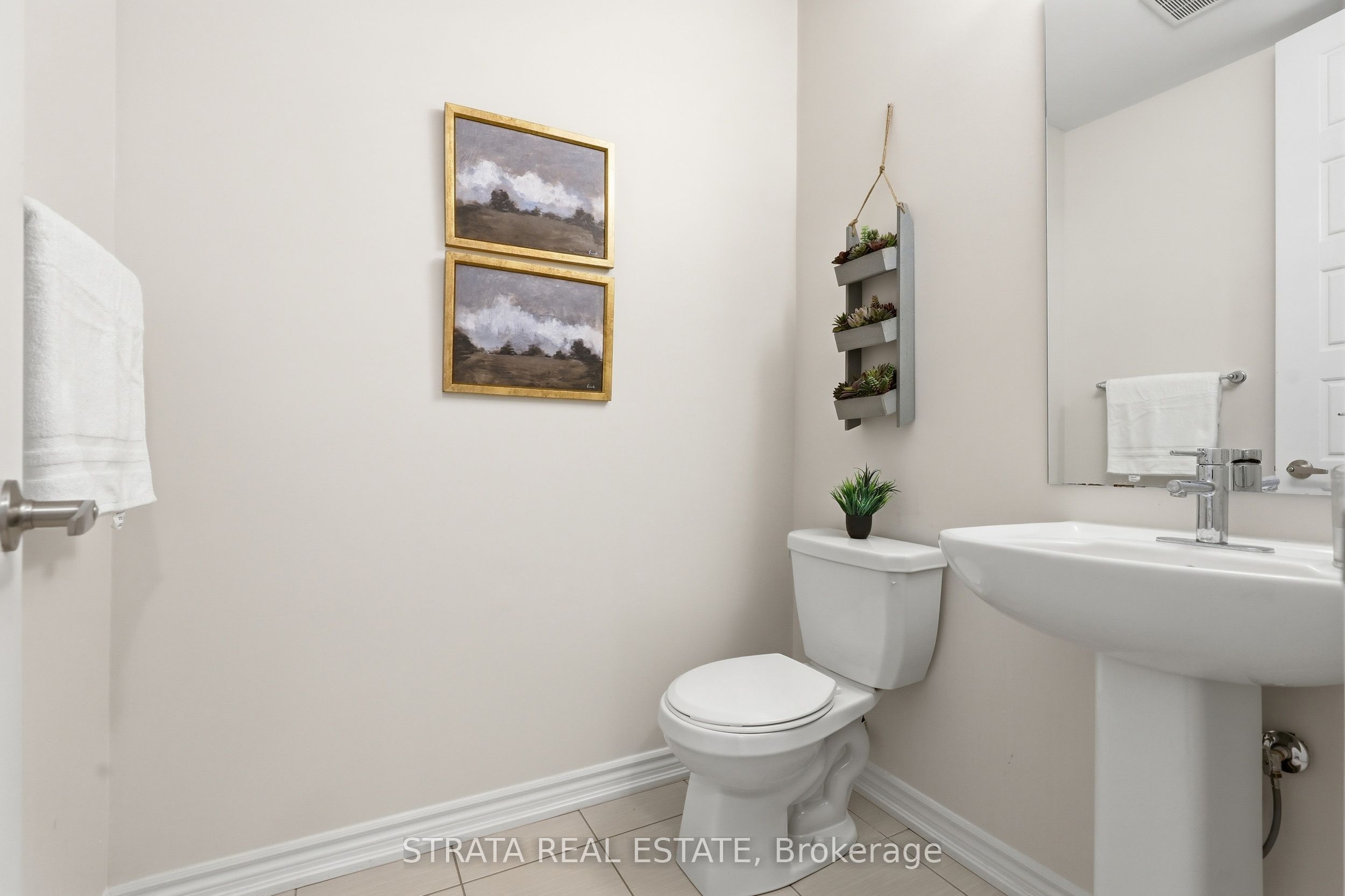 182 Explorer Way, Thorold, ON L2V 0K3 photo 5
